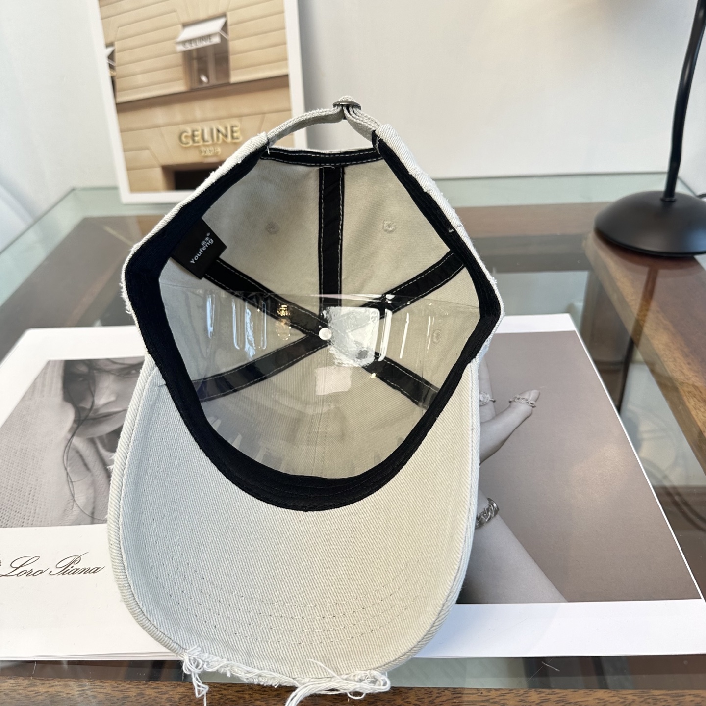 新品Balenciaga 巴黎世家字母新款棒球帽现货秒发🧢简约时尚超级无敌好看的帽子！情侣款！