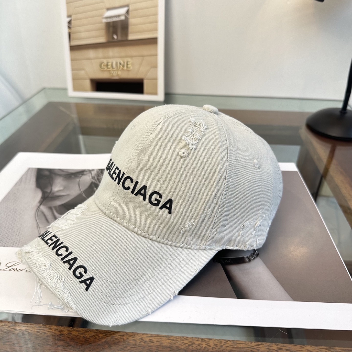 新品Balenciaga 巴黎世家字母新款棒球帽现货秒发🧢简约时尚超级无敌好看的帽子！情侣款！