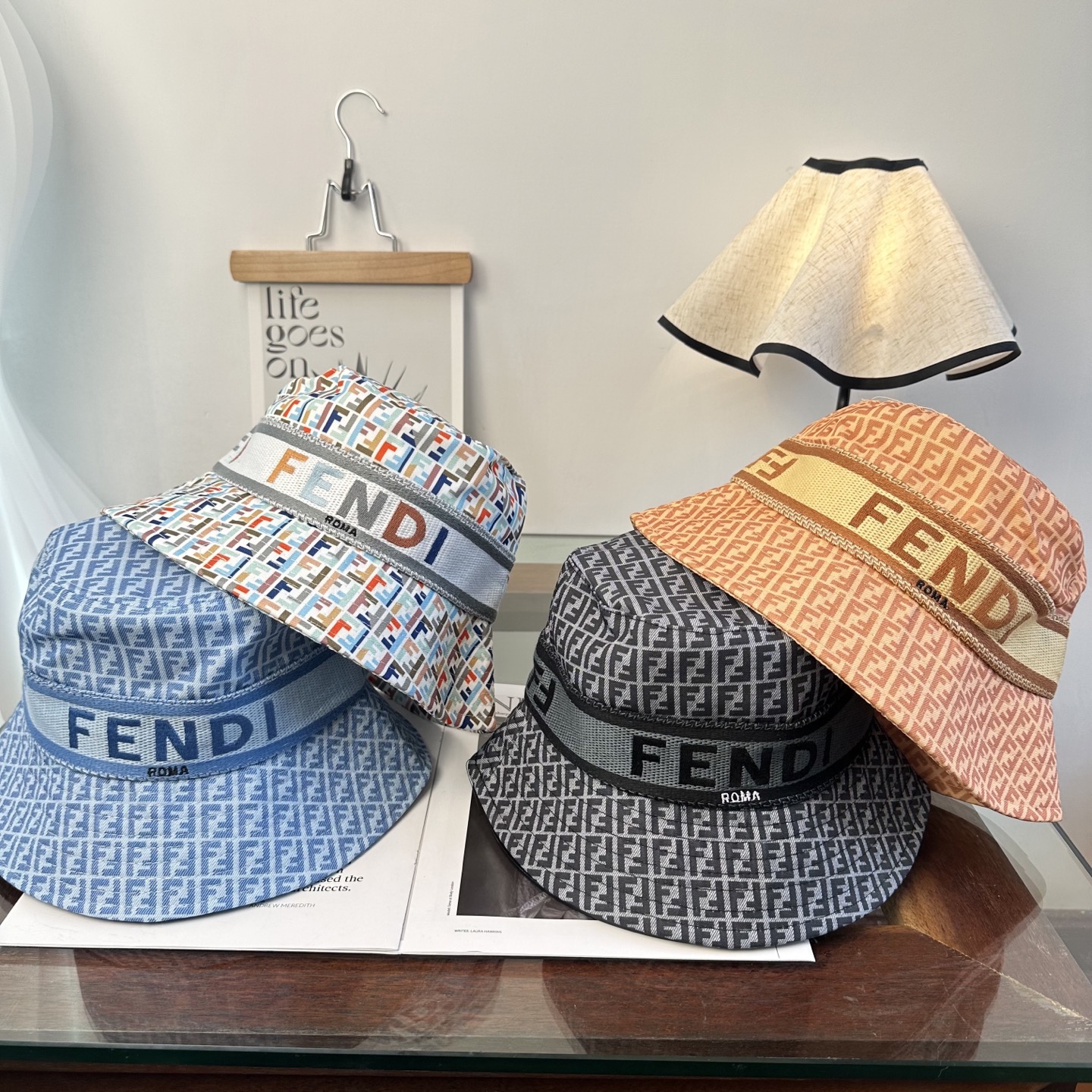 FEND芬迪 原单渔夫帽 专柜热卖款 轻盈透气。完美版型，对格精准无误，原厂品质，独家实物拍摄，男女适用