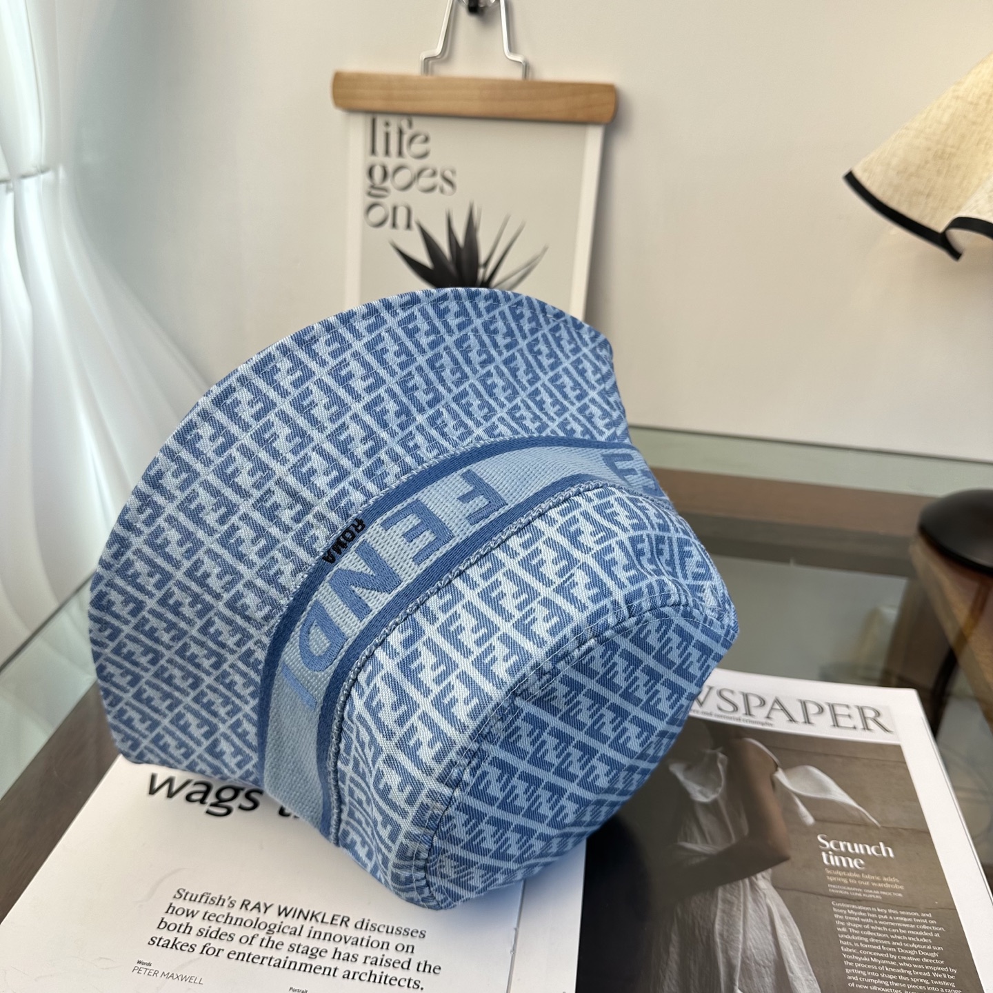 FEND芬迪 原单渔夫帽 专柜热卖款 轻盈透气。完美版型，对格精准无误，原厂品质，独家实物拍摄，男女适用