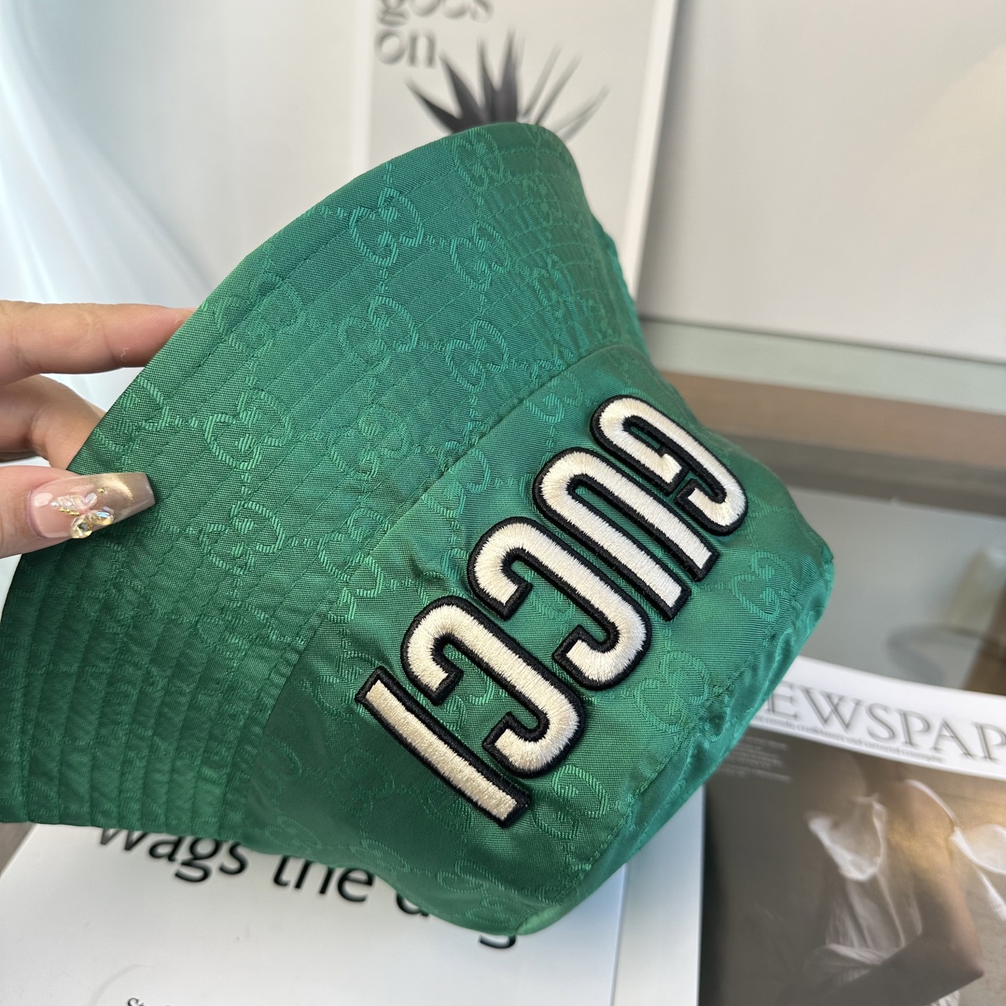 Gucci 古奇 原单渔夫帽 专柜热卖款 轻盈透气。完美版型，对格精准无误，原厂品质，独家实物拍摄，男女