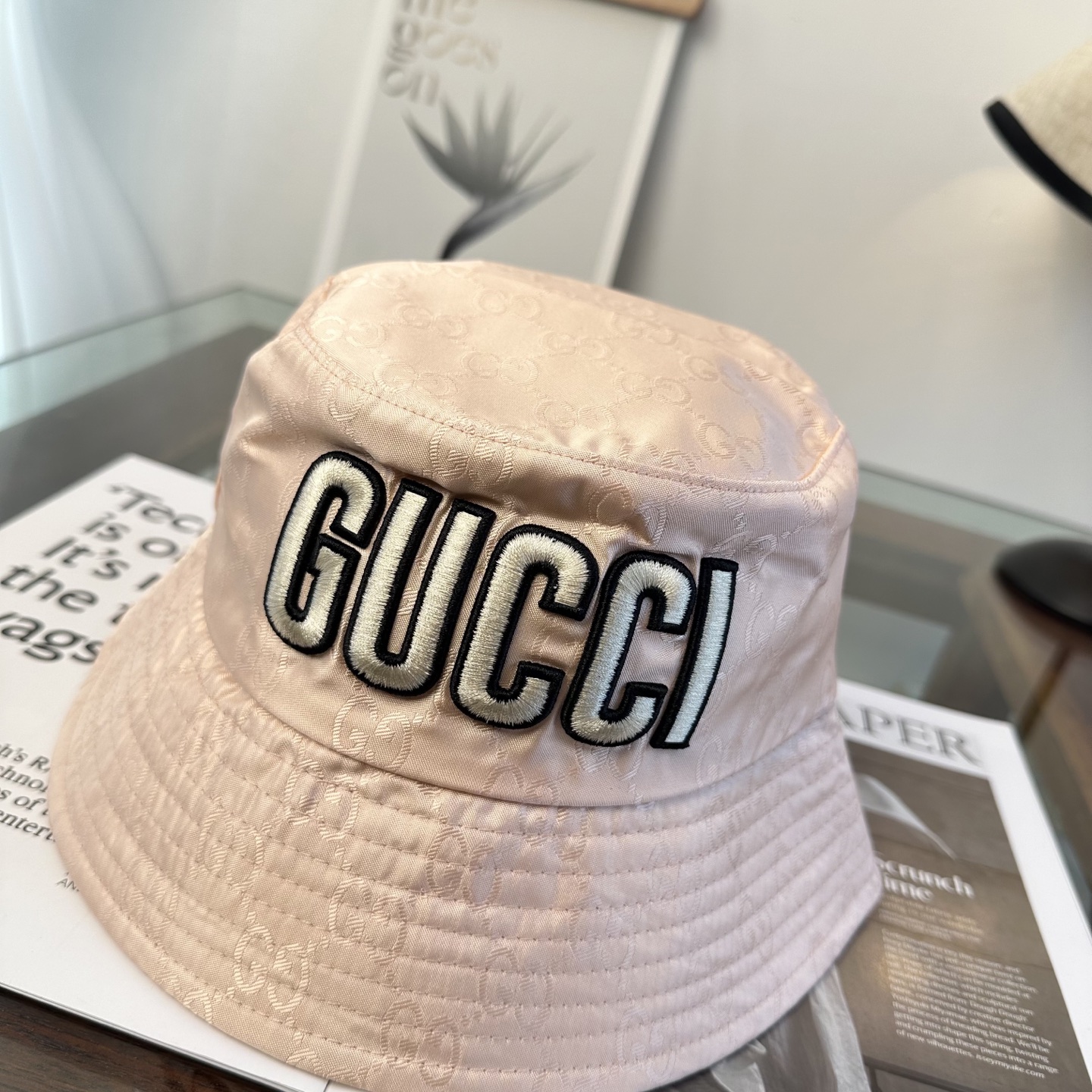 Gucci 古奇 原单渔夫帽 专柜热卖款 轻盈透气。完美版型，对格精准无误，原厂品质，独家实物拍摄，男女