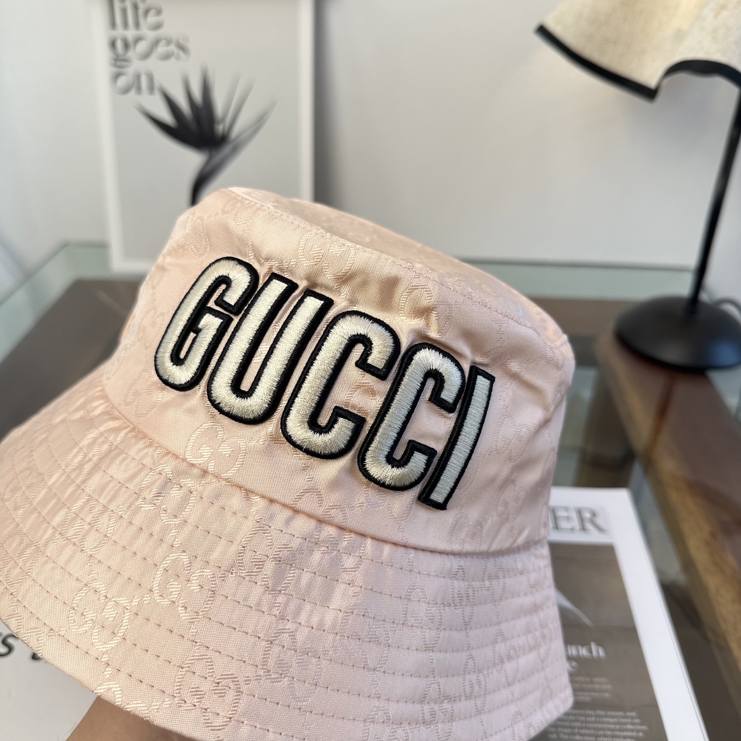 Gucci 古奇 原单渔夫帽 专柜热卖款 轻盈透气。完美版型，对格精准无误，原厂品质，独家实物拍摄，男女