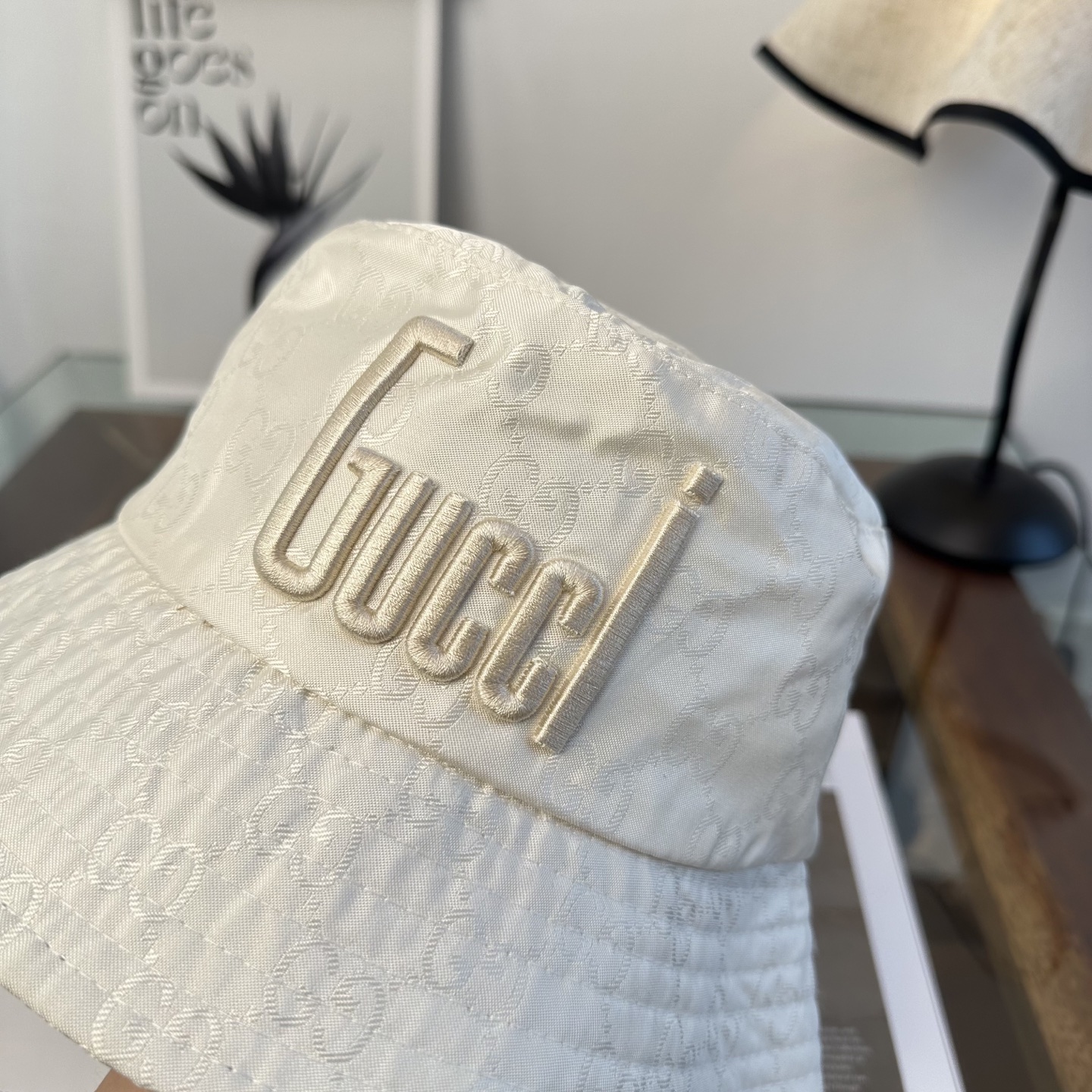 Gucci 古奇 原单渔夫帽 专柜热卖款 轻盈透气。完美版型，对格精准无误，原厂品质，独家实物拍摄，男女