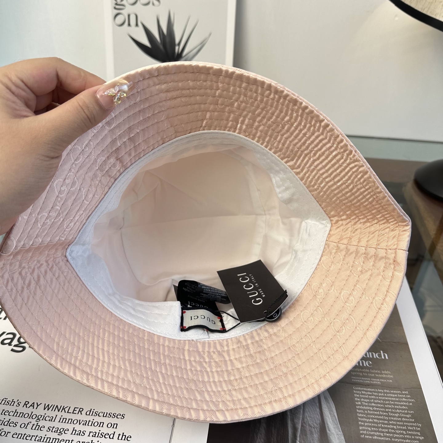 Gucci 古奇 原单渔夫帽 专柜热卖款 轻盈透气。完美版型，对格精准无误，原厂品质，独家实物拍摄，男女