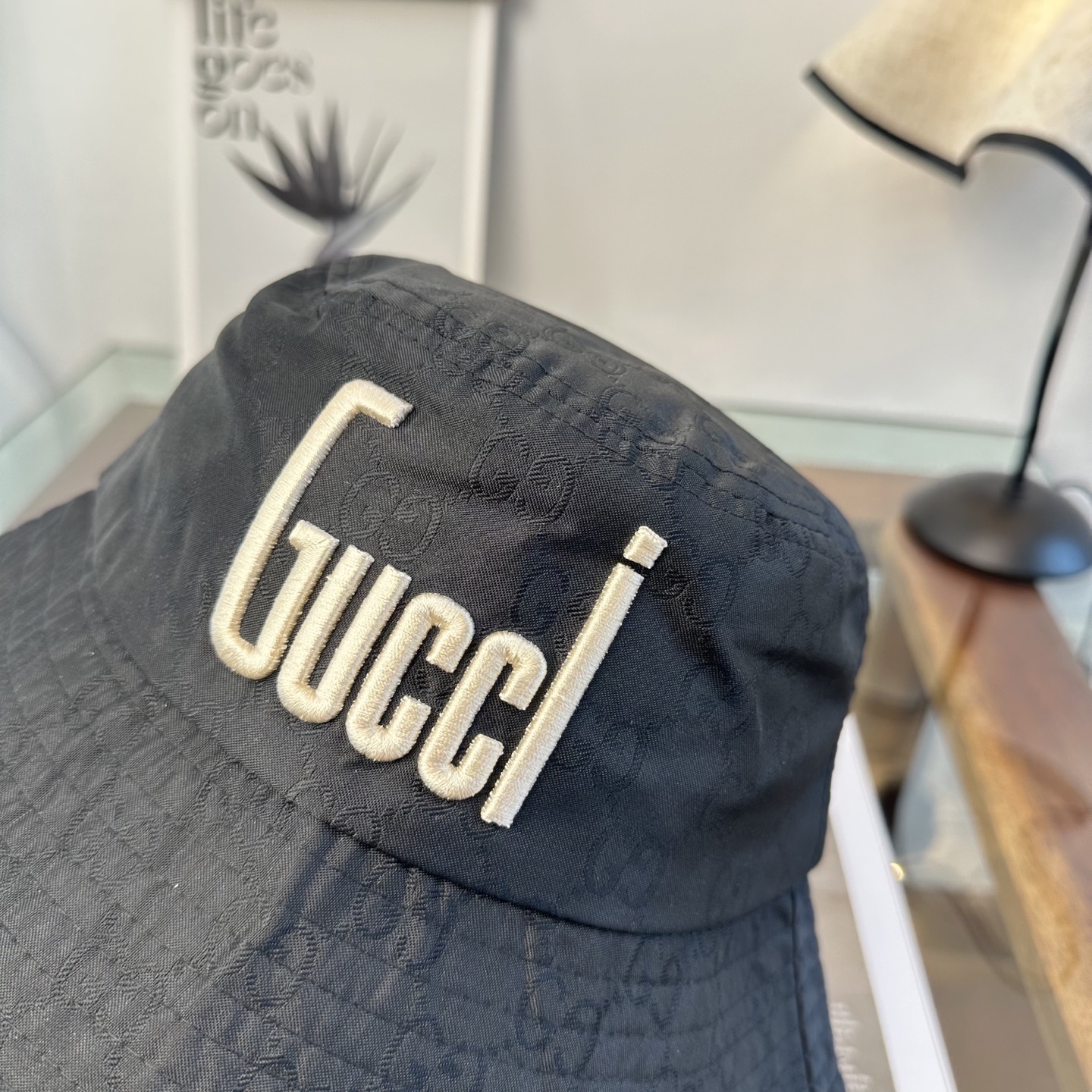 Gucci 古奇 原单渔夫帽 专柜热卖款 轻盈透气。完美版型，对格精准无误，原厂品质，独家实物拍摄，男女