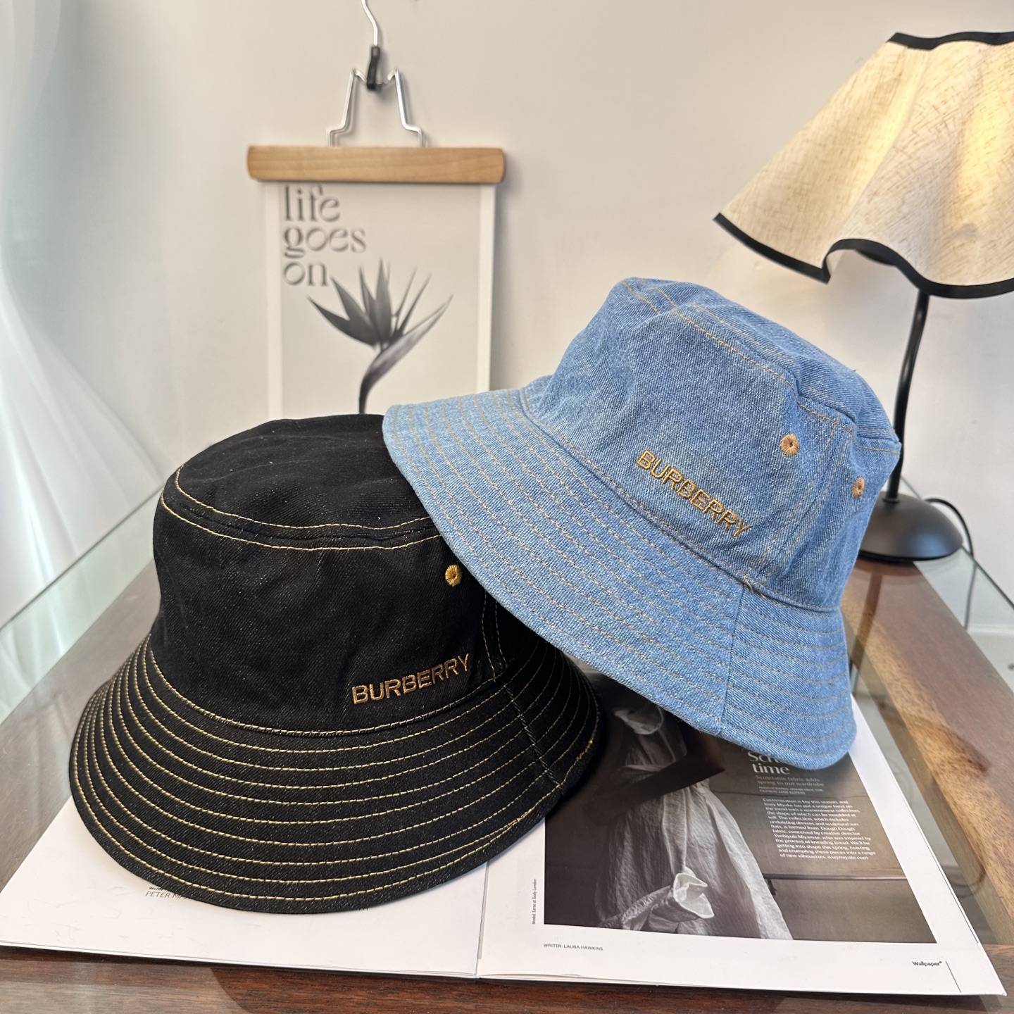 Burberry Burberry（巴宝莉） 渔夫帽 款 轻盈透气。完美版型，对格精准无误， 品质，独家 摄，男女适用