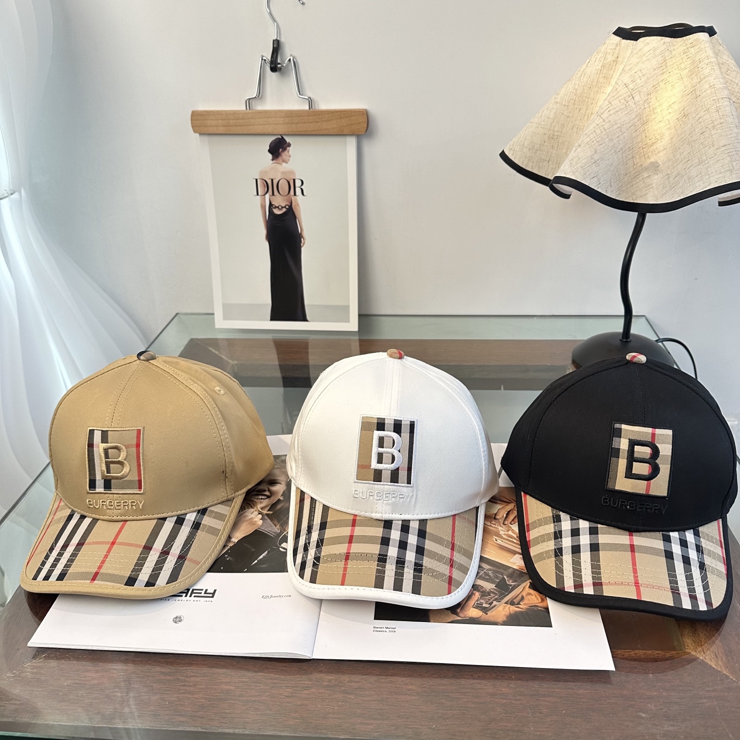 Burberry 巴宝莉BURBERRY 上线 韩版新款英伦风定制款1:1 男女通用棒球帽 美邦工艺 高版品质质量