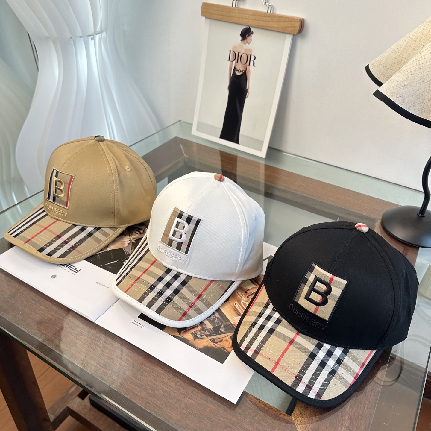 Burberry 巴宝莉BURBERRY 上线 韩版新款英伦风定制款1:1 男女通用棒球帽 美邦工艺 高版品质质量