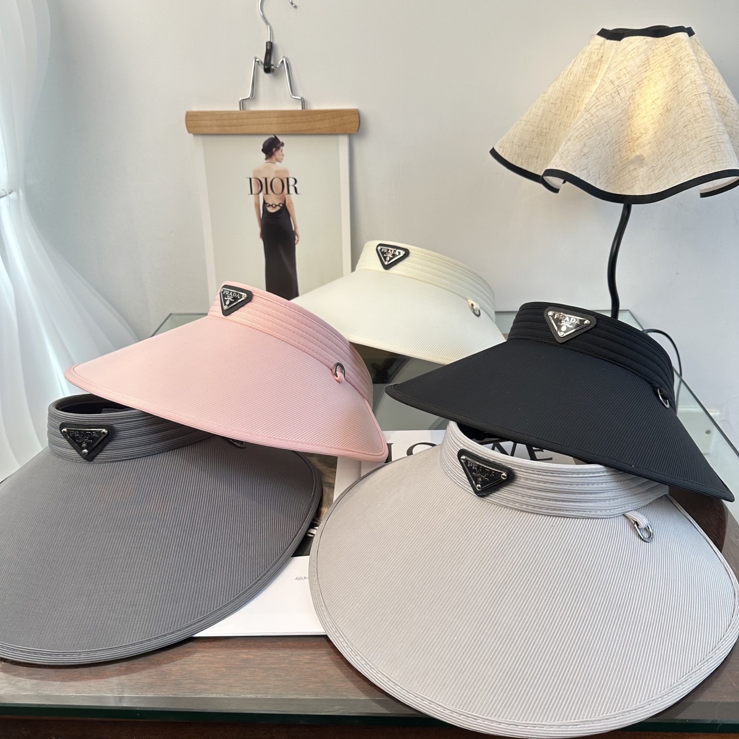 普拉达空顶帽遮阳效果一流🥳🥳墙裂推荐🔺