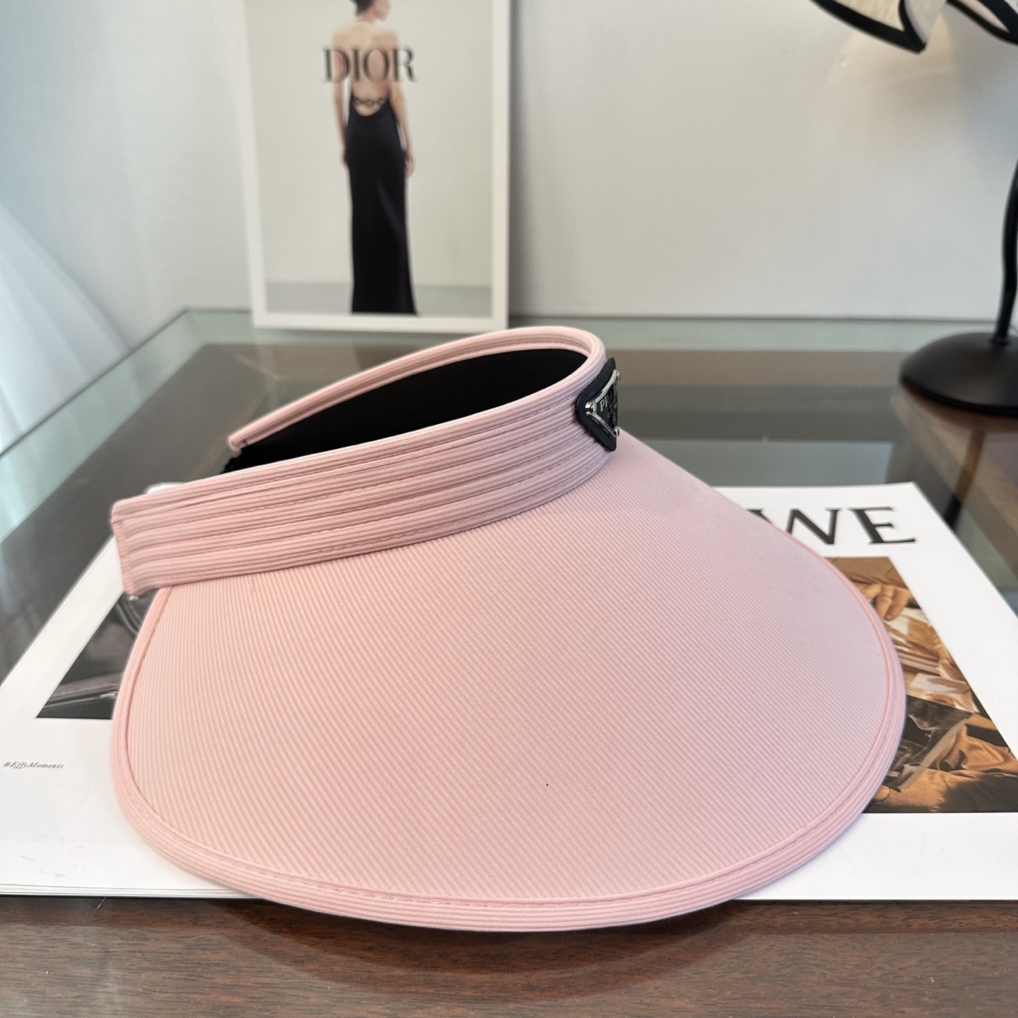 普拉达空顶帽遮阳效果一流🥳🥳墙裂推荐🔺