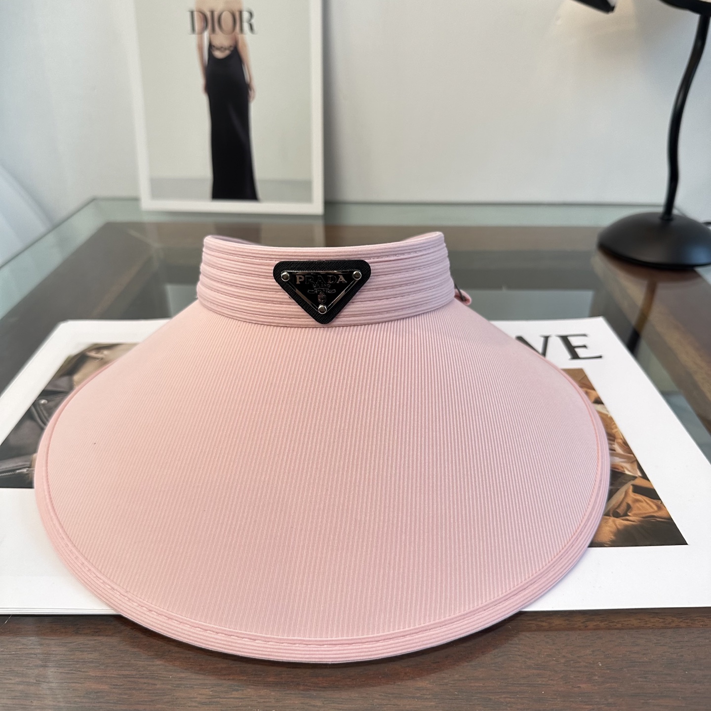 普拉达空顶帽遮阳效果一流🥳🥳墙裂推荐🔺