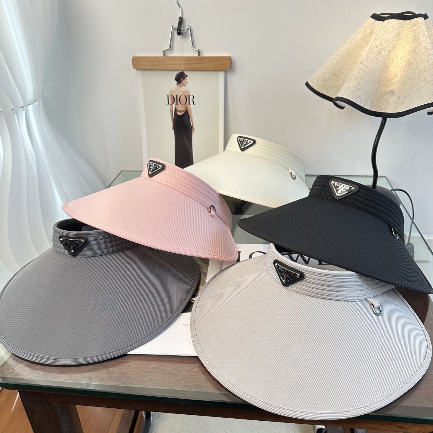 普拉达空顶帽遮阳效果一流🥳🥳墙裂推荐🔺