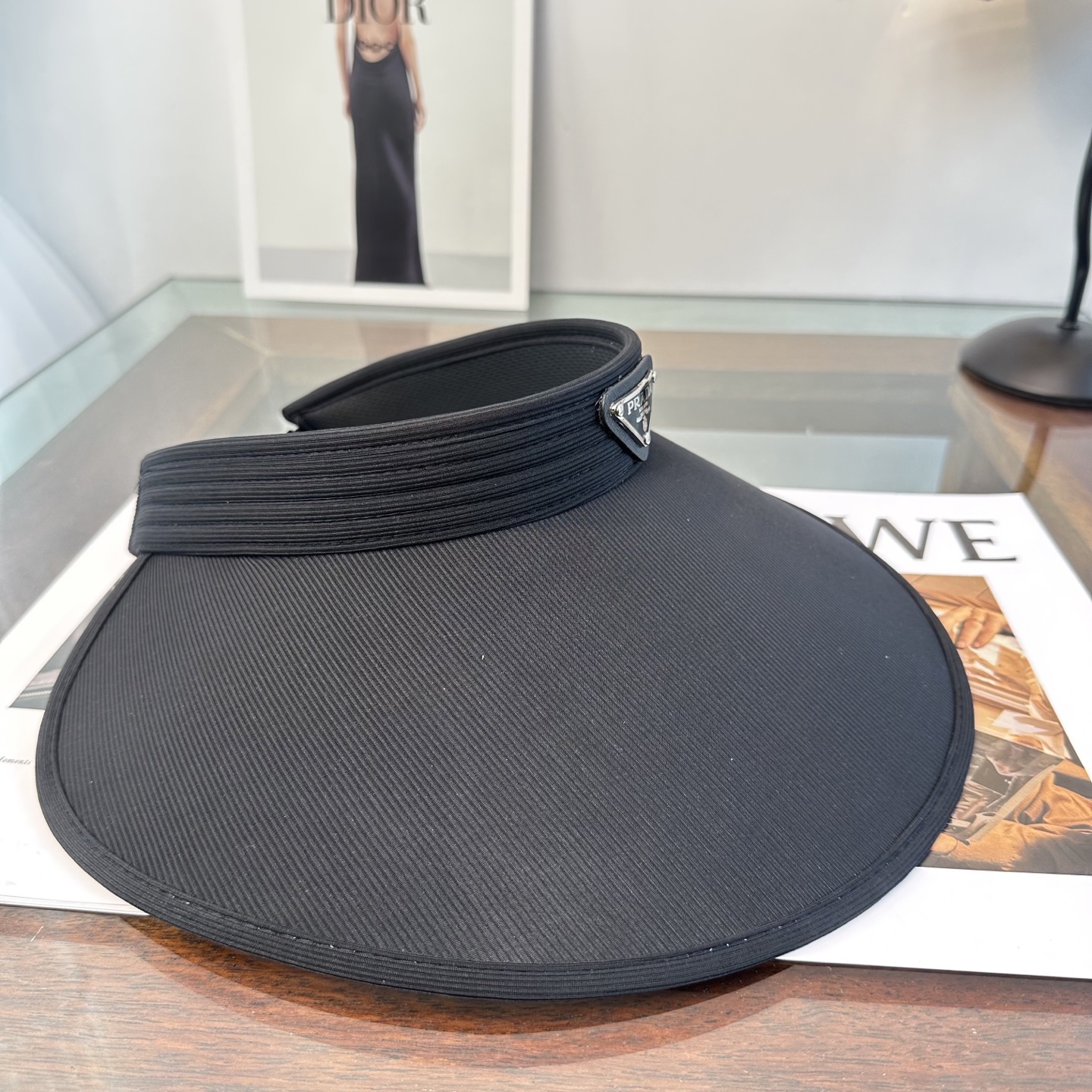 普拉达空顶帽遮阳效果一流🥳🥳墙裂推荐🔺