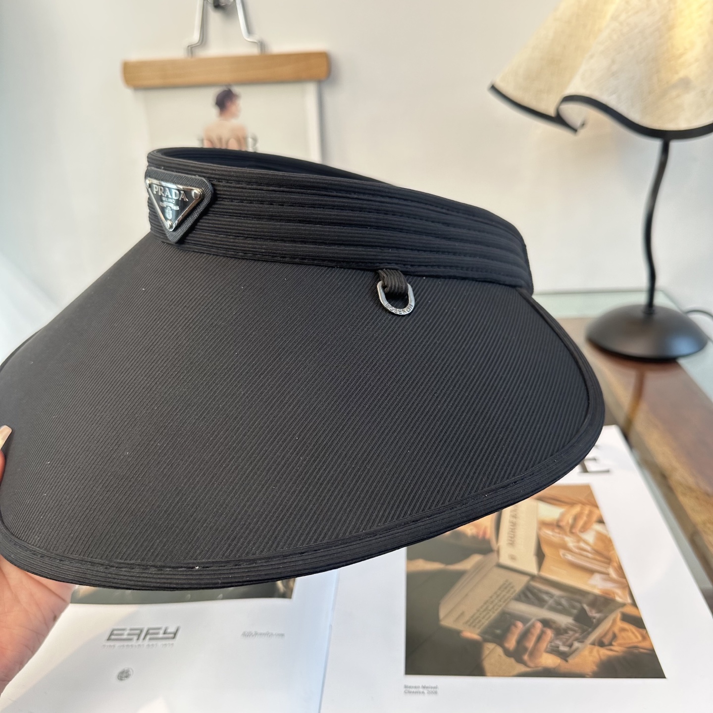 普拉达空顶帽遮阳效果一流🥳🥳墙裂推荐🔺