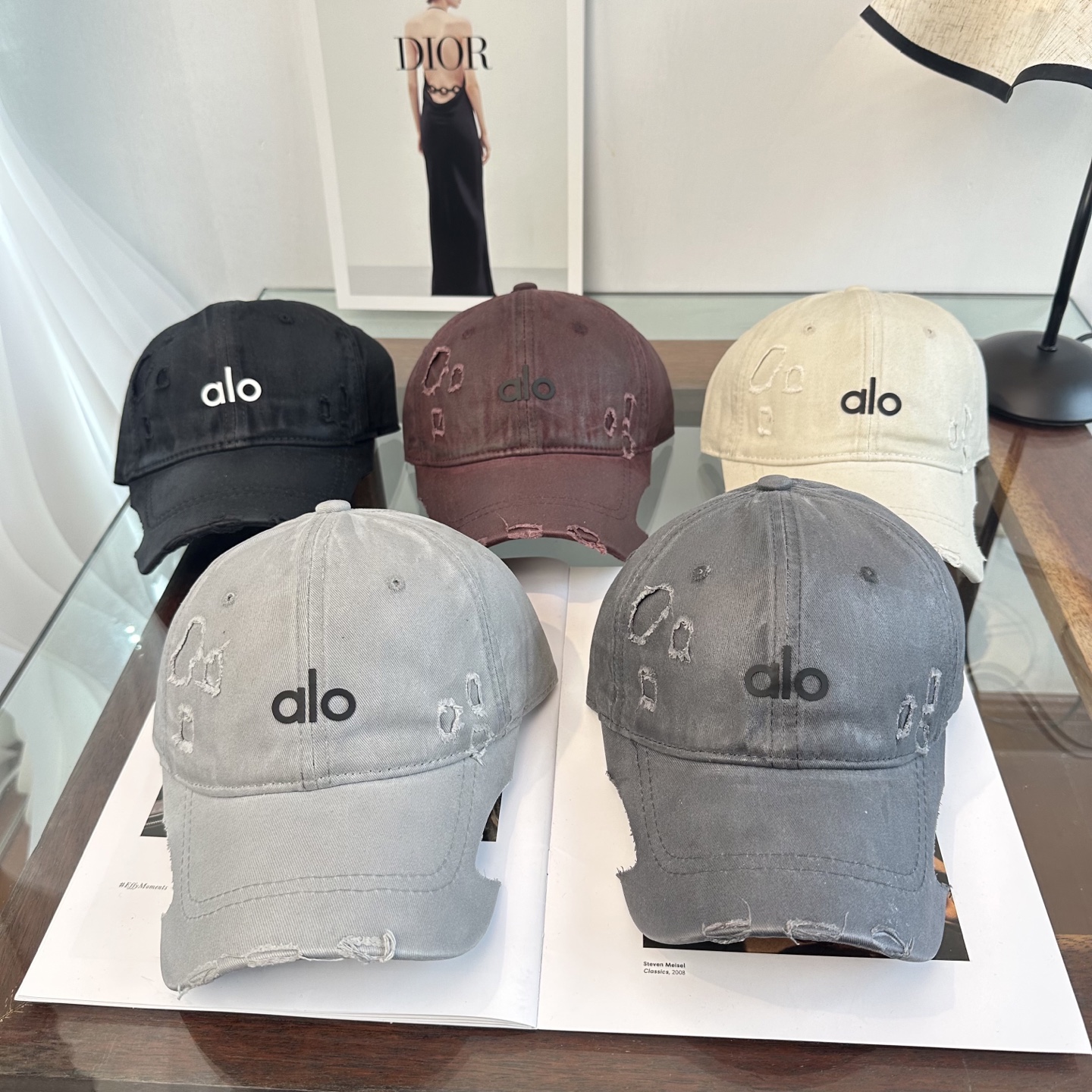 Alo 🔥爆款 新款棒球帽定制面料，简约时尚更透气，超火爆现货秒发