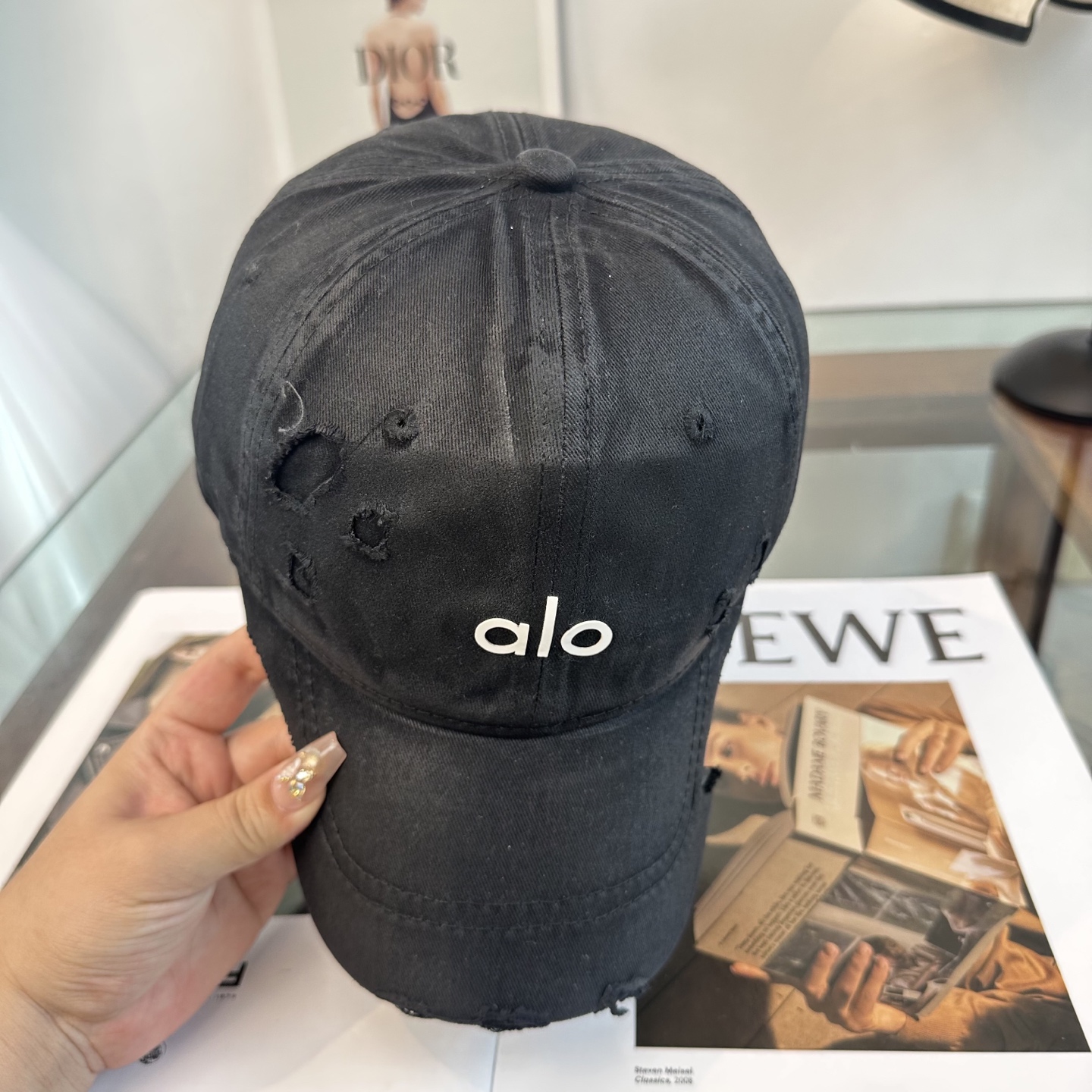 Alo 🔥爆款 新款棒球帽定制面料，简约时尚更透气，超火爆现货秒发