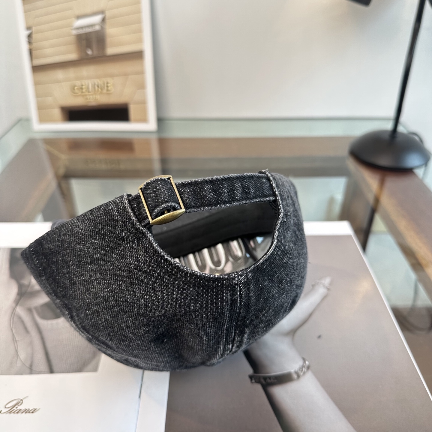 🧢路易威登棒球帽 LouisVuitton😍新款LV棒球帽，重工打造♥️高端大气，百搭款🤗男女通用！