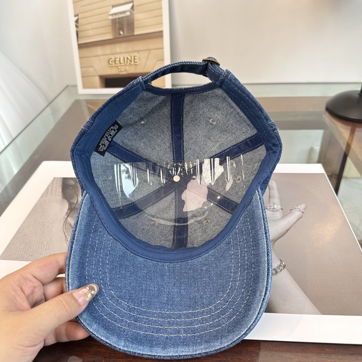🧢路易威登棒球帽 LouisVuitton😍新款LV棒球帽，重工打造♥️高端大气，百搭款🤗男女通用！