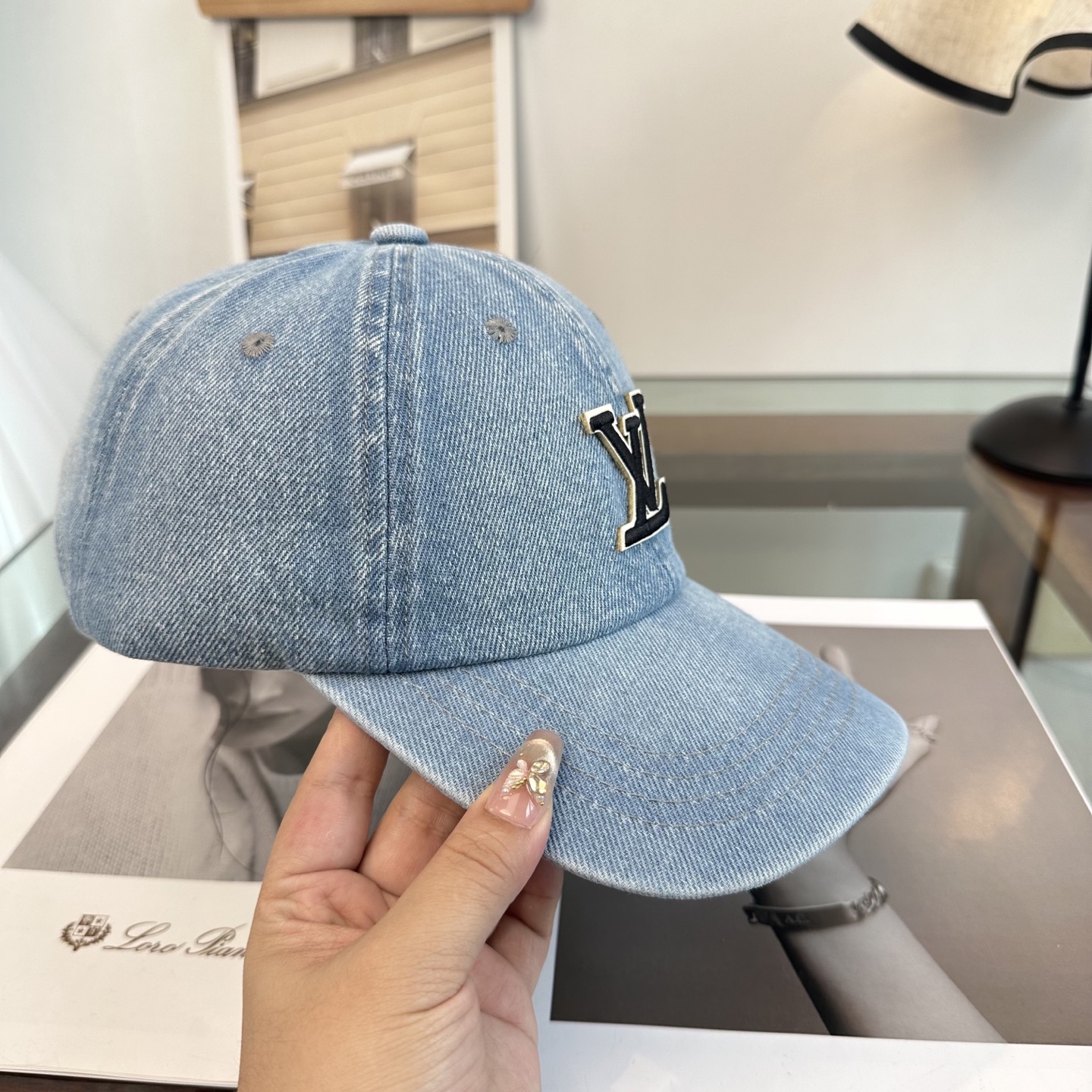 🧢路易威登棒球帽 LouisVuitton😍新款LV棒球帽，重工打造♥️高端大气，百搭款🤗男女通用！