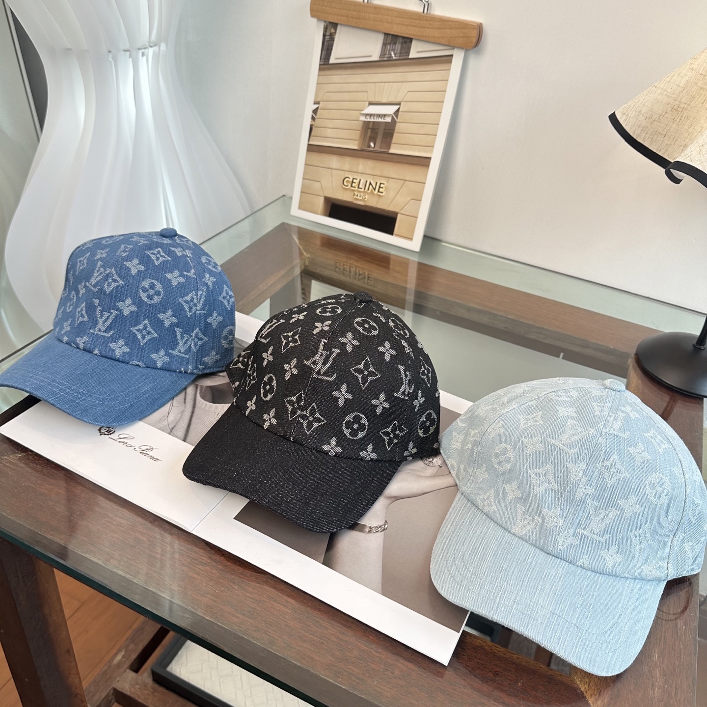 🧢路易威登棒球帽 LouisVuitton😍新款LV棒球帽，重工打造♥️高端大气，百搭款🤗男女通用！