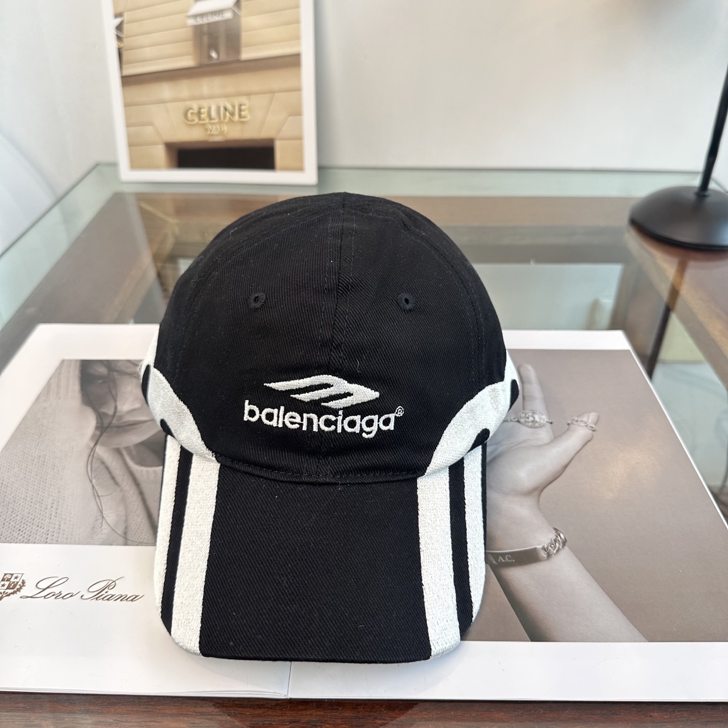 新品Balenciaga 巴黎世家字母新款棒球帽现货秒发🧢简约时尚超级无敌好看的帽子！情侣款！