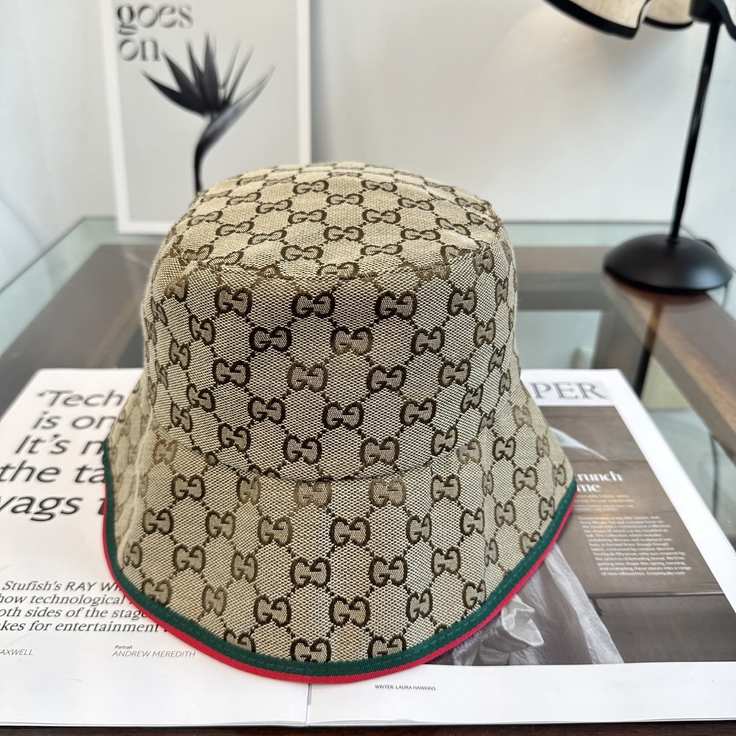 GUCCI古奇渔夫帽👒官网新品Gucci渔夫帽火爆来袭 工艺非常精美 高档大气上档次！低调奢华，方便携带