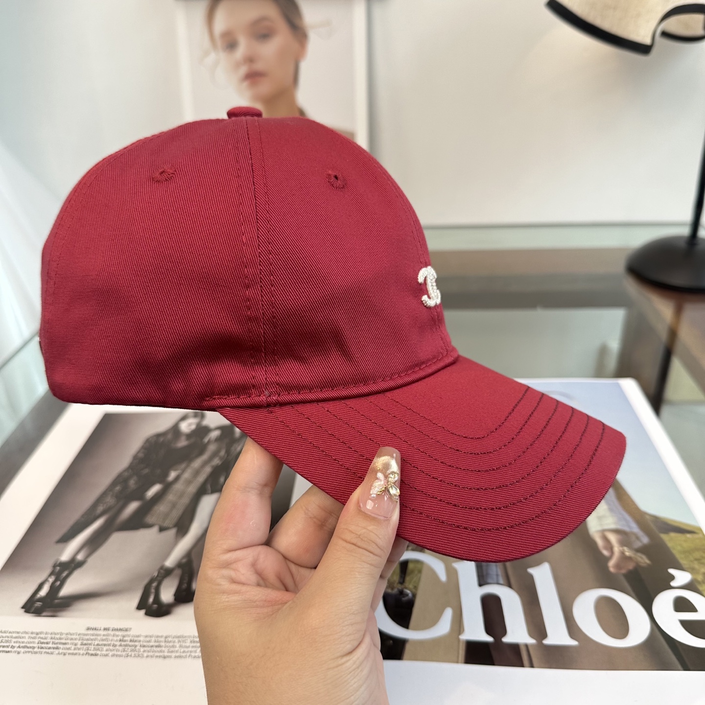 【CHANEL香奈儿】新款高级感唯美纹路小香风鸭舌帽 ，遮阳又超好搭配，出街单品 高货版本原单品质👄