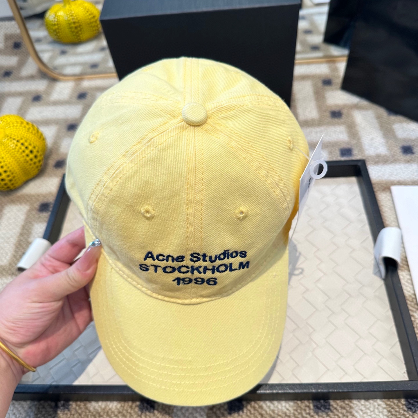 ACNE 潮牌棒球帽 简单休闲风的棒球帽 减龄百搭 适配度很高！简单随性~出街拍照拗造型非常加分~男女同