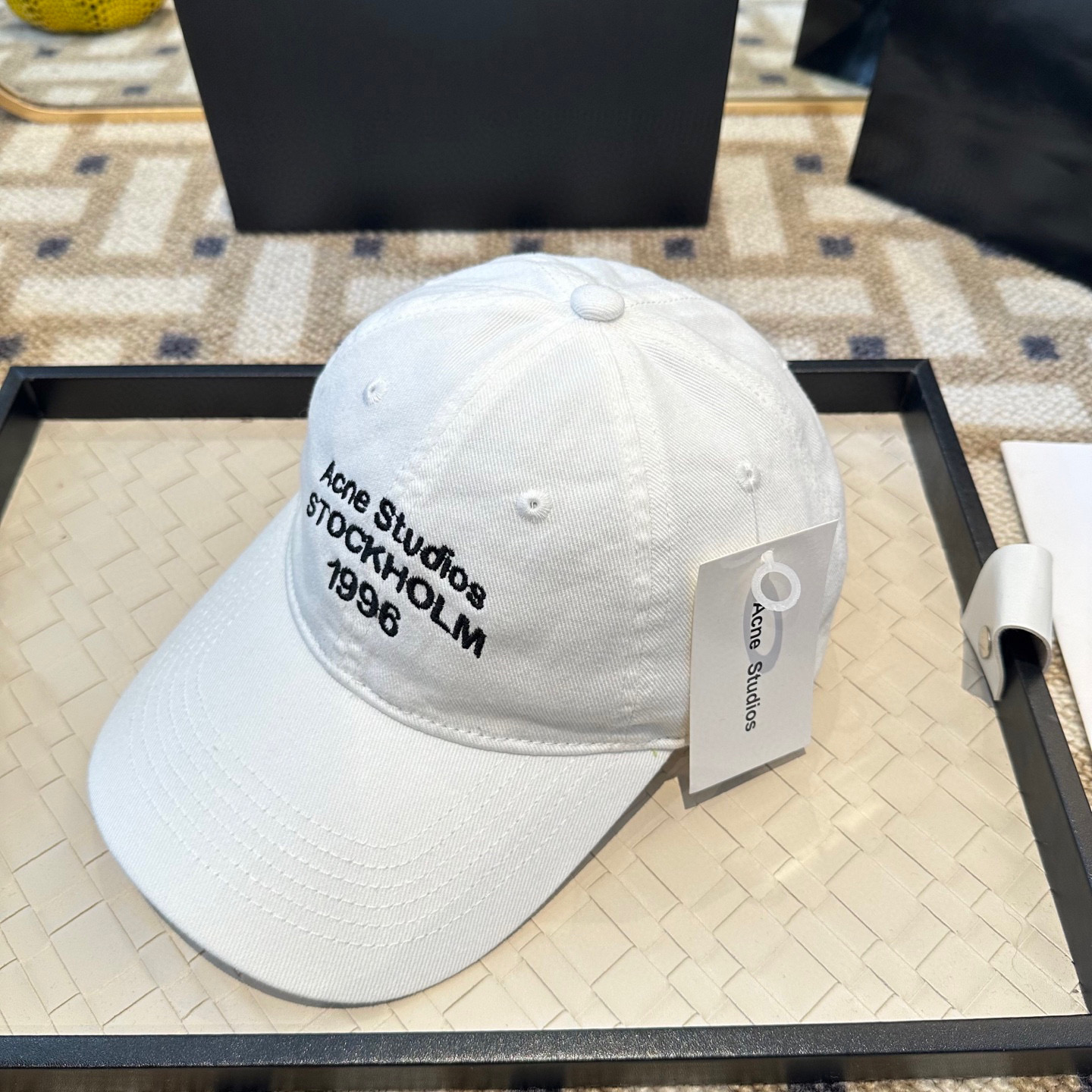 ACNE 潮牌棒球帽 简单休闲风的棒球帽 减龄百搭 适配度很高！简单随性~出街拍照拗造型非常加分~男女同