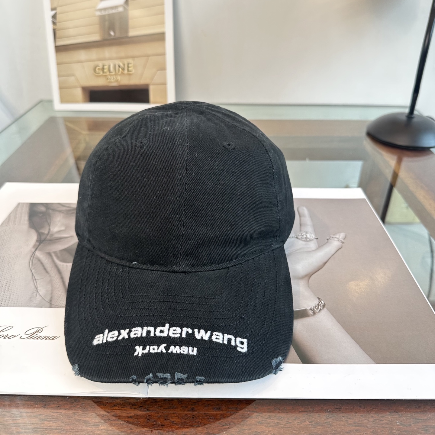 潮牌 Alexander亚历山大 棒球帽😎🔅超经典百搭单品💯出门凹造型的点亮搭配🤩重要的是还超级修饰脸型