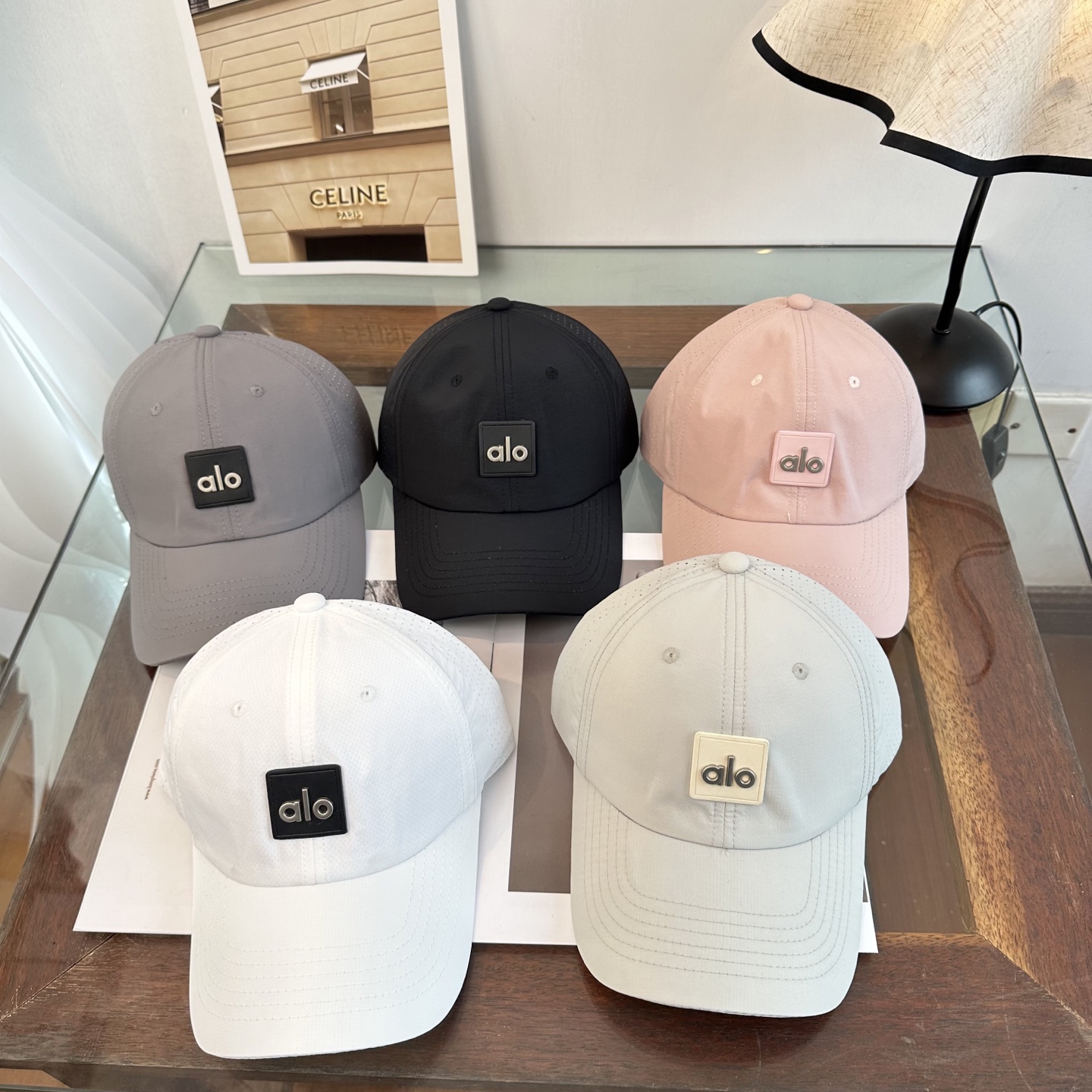 Alo 。爆款 新款棒球帽定制面料，简约时尚更透气，超火爆现货秒发