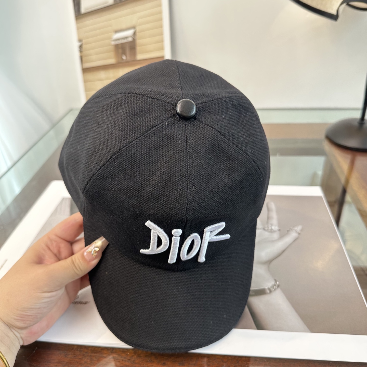 DIOR迪奥 官网同步新款发布 D家棒球帽🧢，水洗标超级火爆