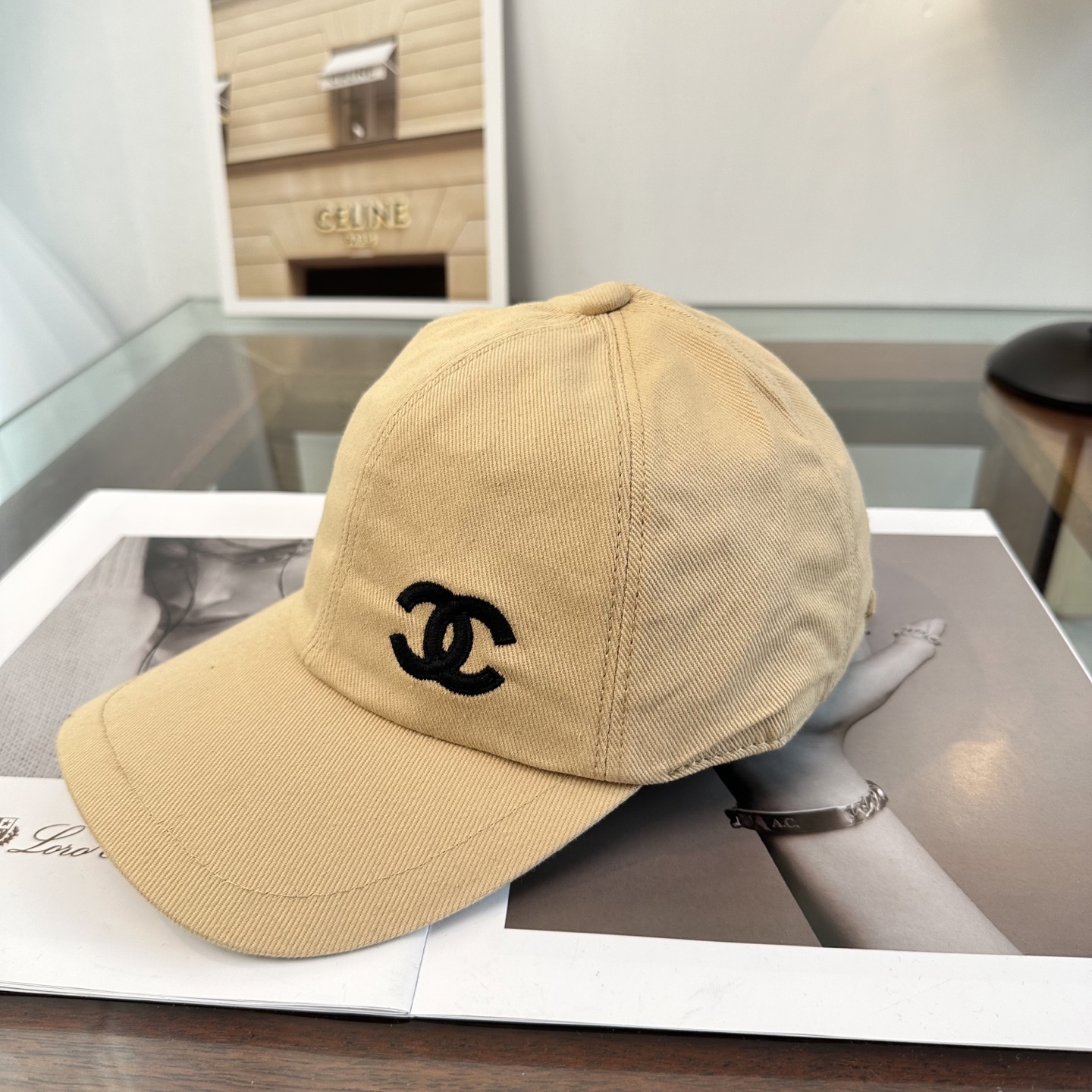 【CHANEL香奈儿】新款高级感唯美纹路小香风鸭舌帽 ，遮阳又超好搭配，出街单品 高货版本原单品质👄