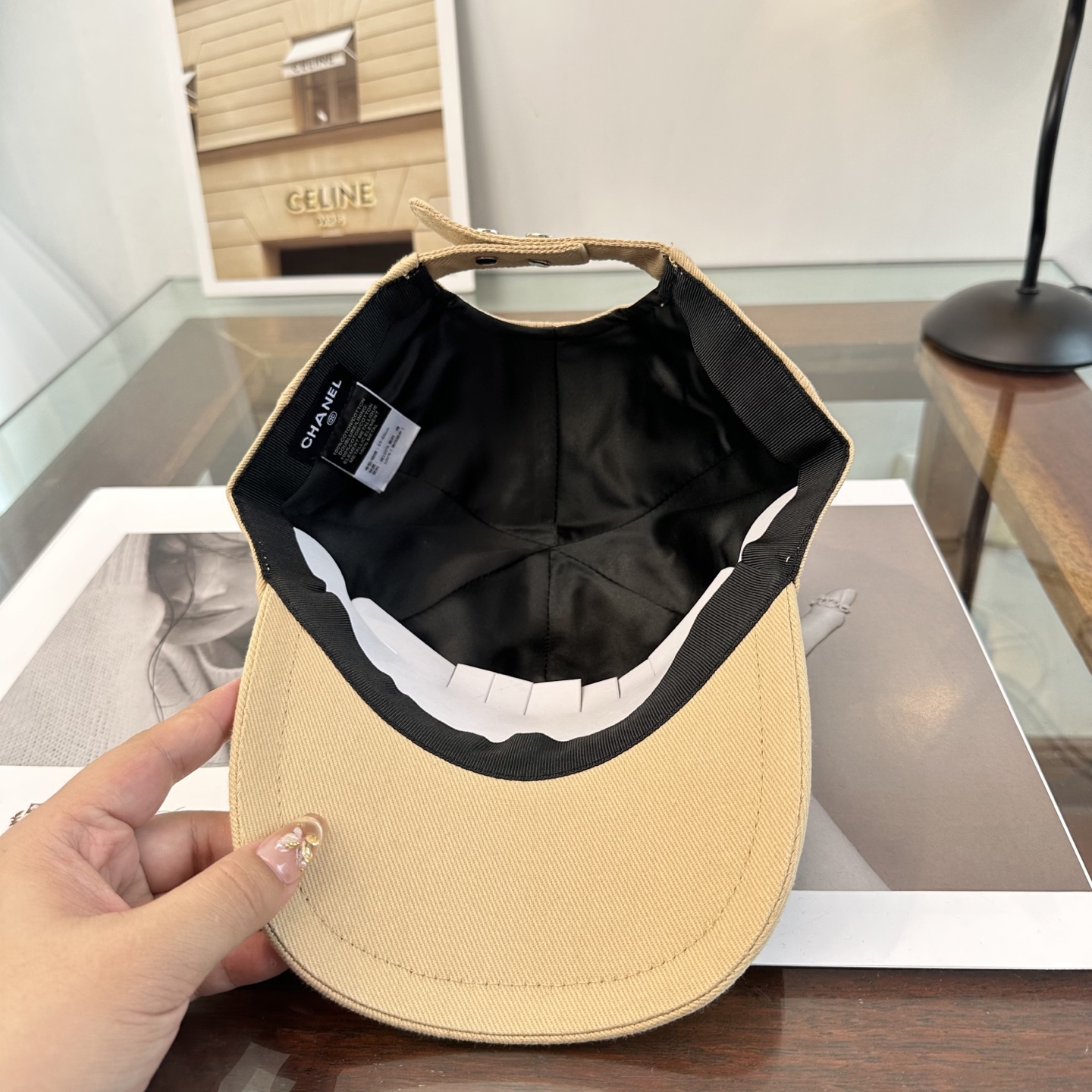 【CHANEL香奈儿】新款高级感唯美纹路小香风鸭舌帽 ，遮阳又超好搭配，出街单品 高货版本原单品质👄