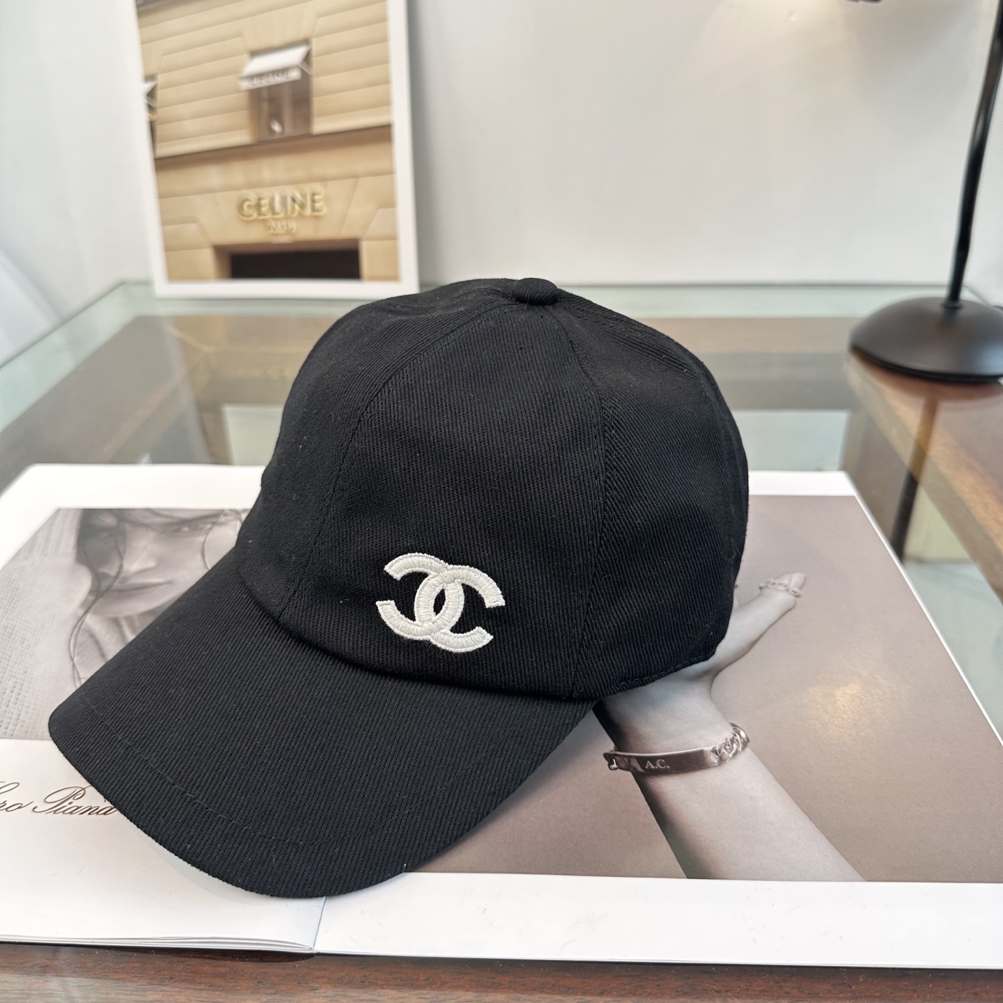 【CHANEL香奈儿】新款高级感唯美纹路小香风鸭舌帽 ，遮阳又超好搭配，出街单品 高货版本原单品质👄