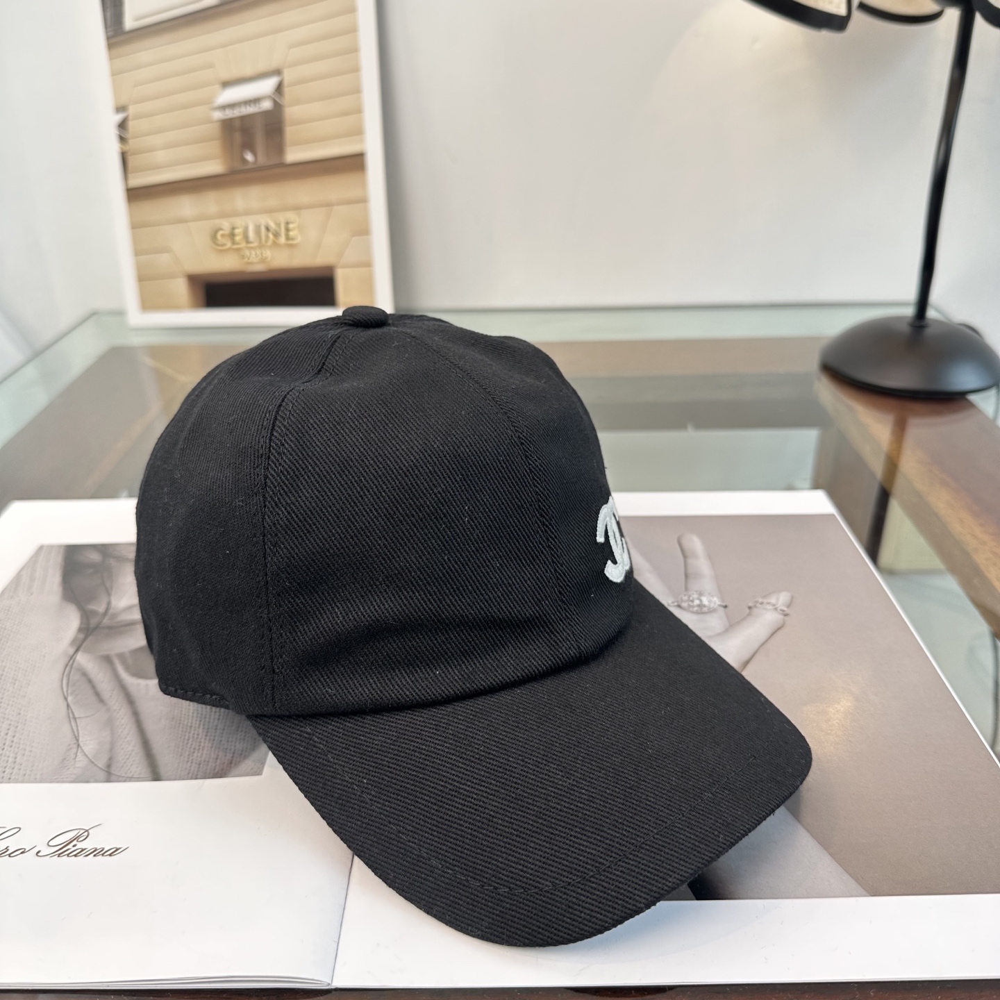 【CHANEL香奈儿】新款高级感唯美纹路小香风鸭舌帽 ，遮阳又超好搭配，出街单品 高货版本原单品质👄