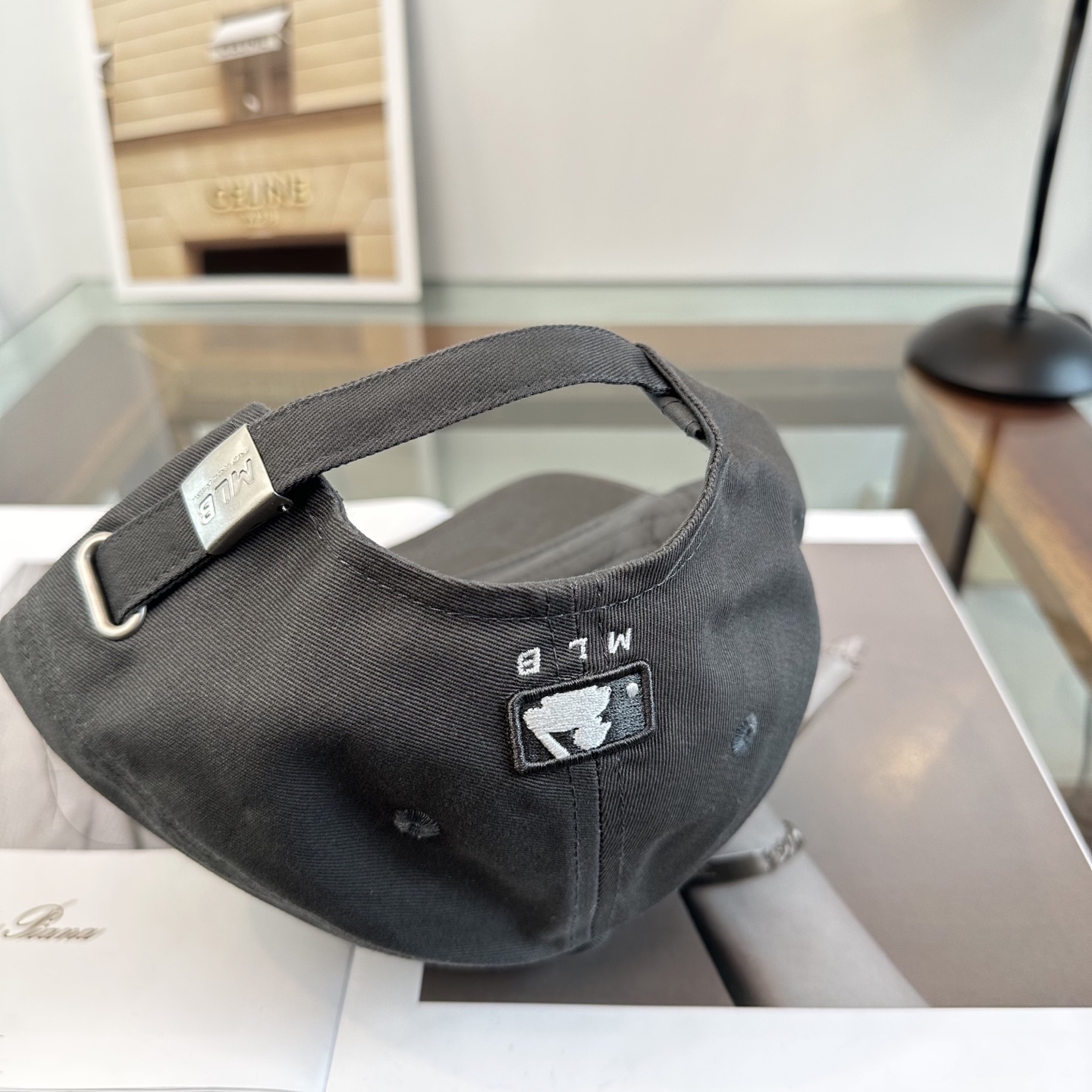 韩国正品MLB棒球帽。NY最新最火的帽子就在这👏👏最新款棒球帽刺绣男女情侣款鸭舌帽❗最新款 ，爆炸款全线