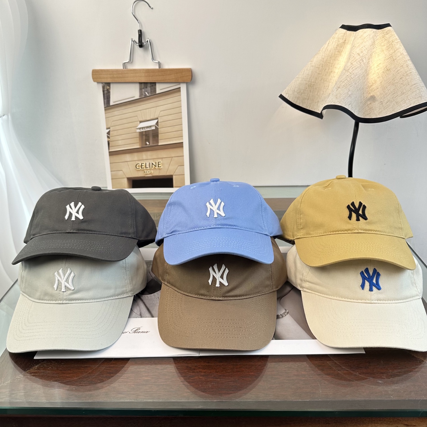 韩国正品MLB棒球帽。NY最新最火的帽子就在这👏👏最新款棒球帽刺绣男女情侣款鸭舌帽❗最新款 ，爆炸款全线