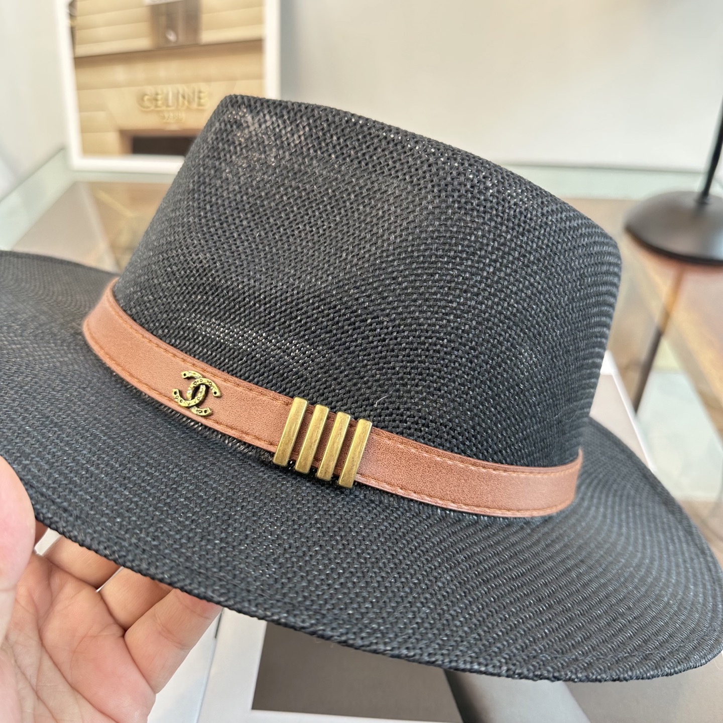 CHANEL香奈儿2026新款平顶草帽 夏天海边首选～新款材质编织而成～质感满分💯