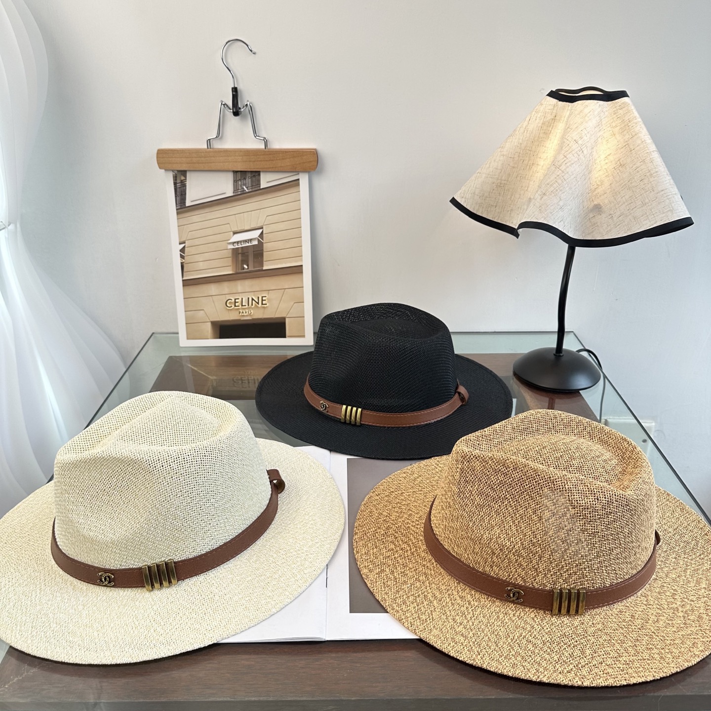 CHANEL香奈儿2026新款平顶草帽 夏天海边首选～新款材质编织而成～质感满分💯