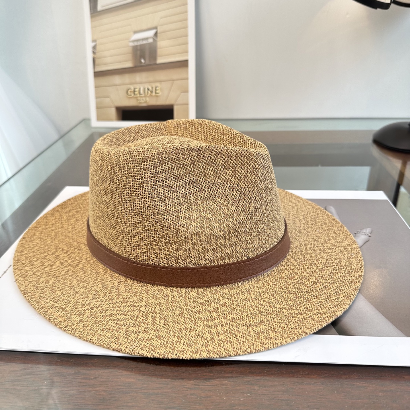 CHANEL香奈儿2026新款平顶草帽 夏天海边首选～新款材质编织而成～质感满分💯