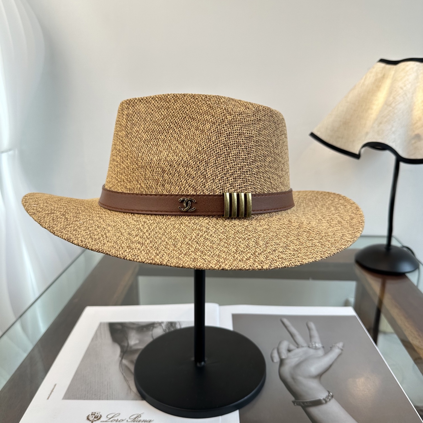 CHANEL香奈儿2026新款平顶草帽 夏天海边首选～新款材质编织而成～质感满分💯