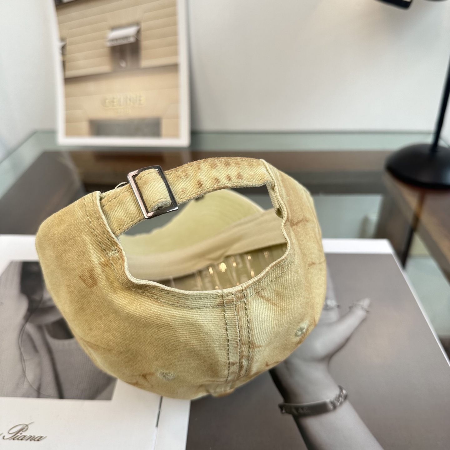 新品Balenciaga 巴黎世家字母新款棒球帽现货秒发🧢简约时尚超级无敌好看的帽子！情侣款！