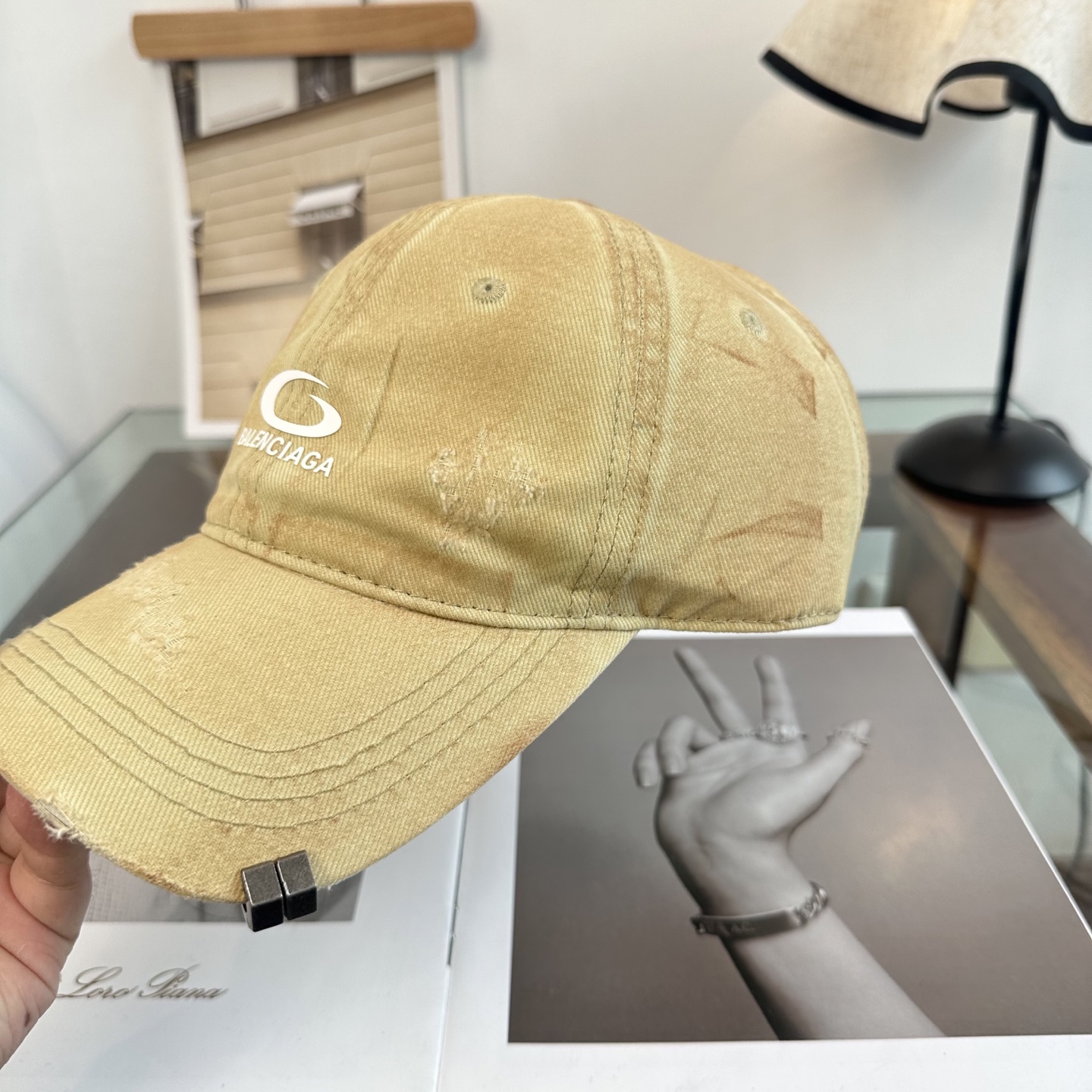 新品Balenciaga 巴黎世家字母新款棒球帽现货秒发🧢简约时尚超级无敌好看的帽子！情侣款！