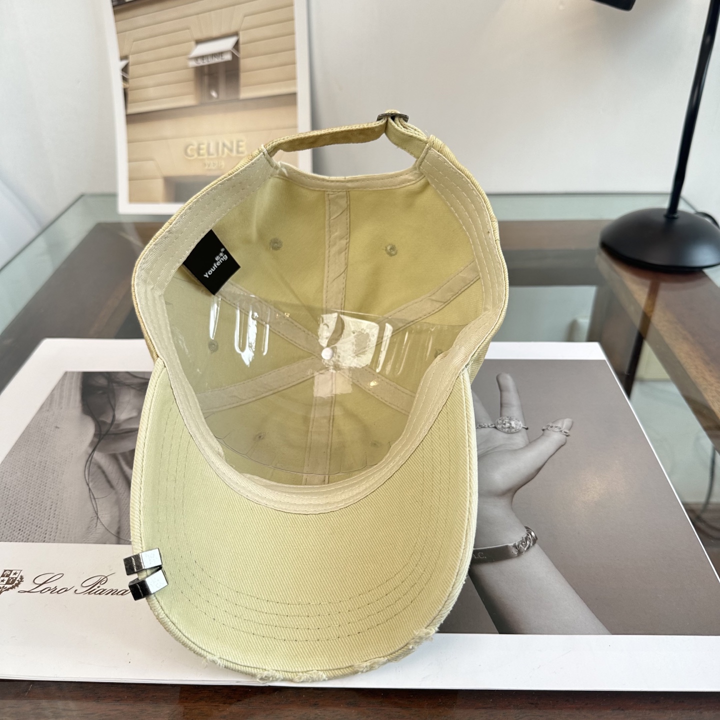 新品Balenciaga 巴黎世家字母新款棒球帽现货秒发🧢简约时尚超级无敌好看的帽子！情侣款！