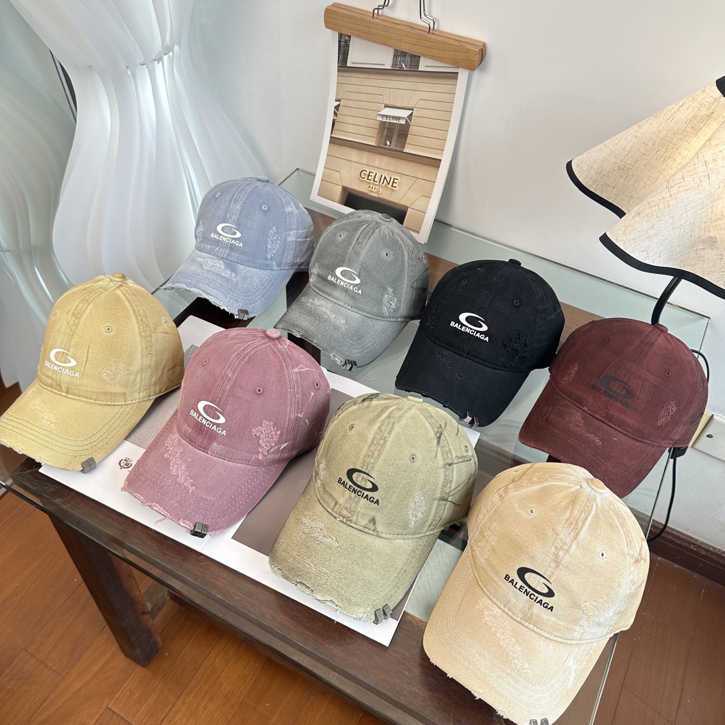 新品Balenciaga 巴黎世家字母新款棒球帽现货秒发🧢简约时尚超级无敌好看的帽子！情侣款！
