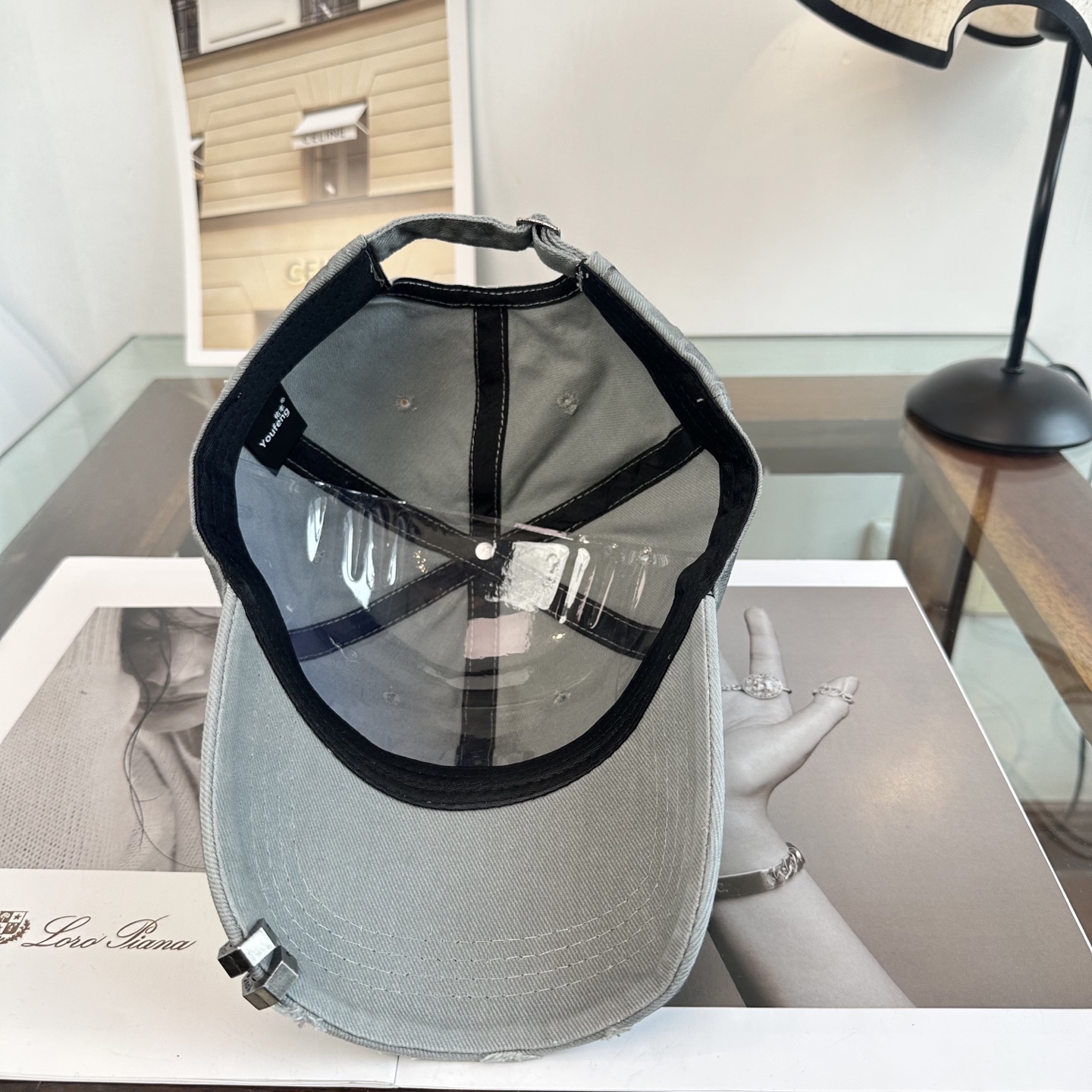 新品Balenciaga 巴黎世家字母新款棒球帽现货秒发🧢简约时尚超级无敌好看的帽子！情侣款！