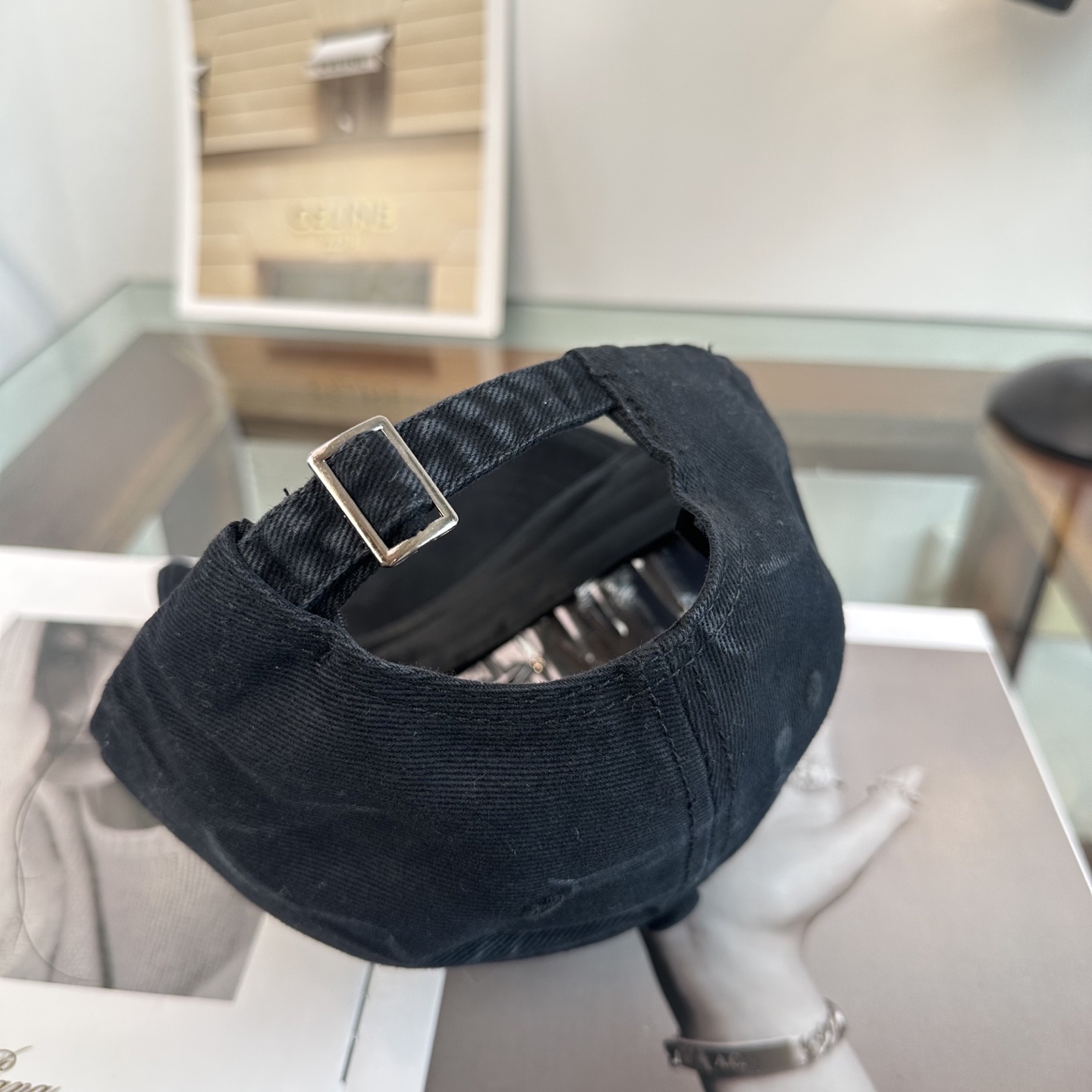 新品Balenciaga 巴黎世家字母新款棒球帽现货秒发🧢简约时尚超级无敌好看的帽子！情侣款！