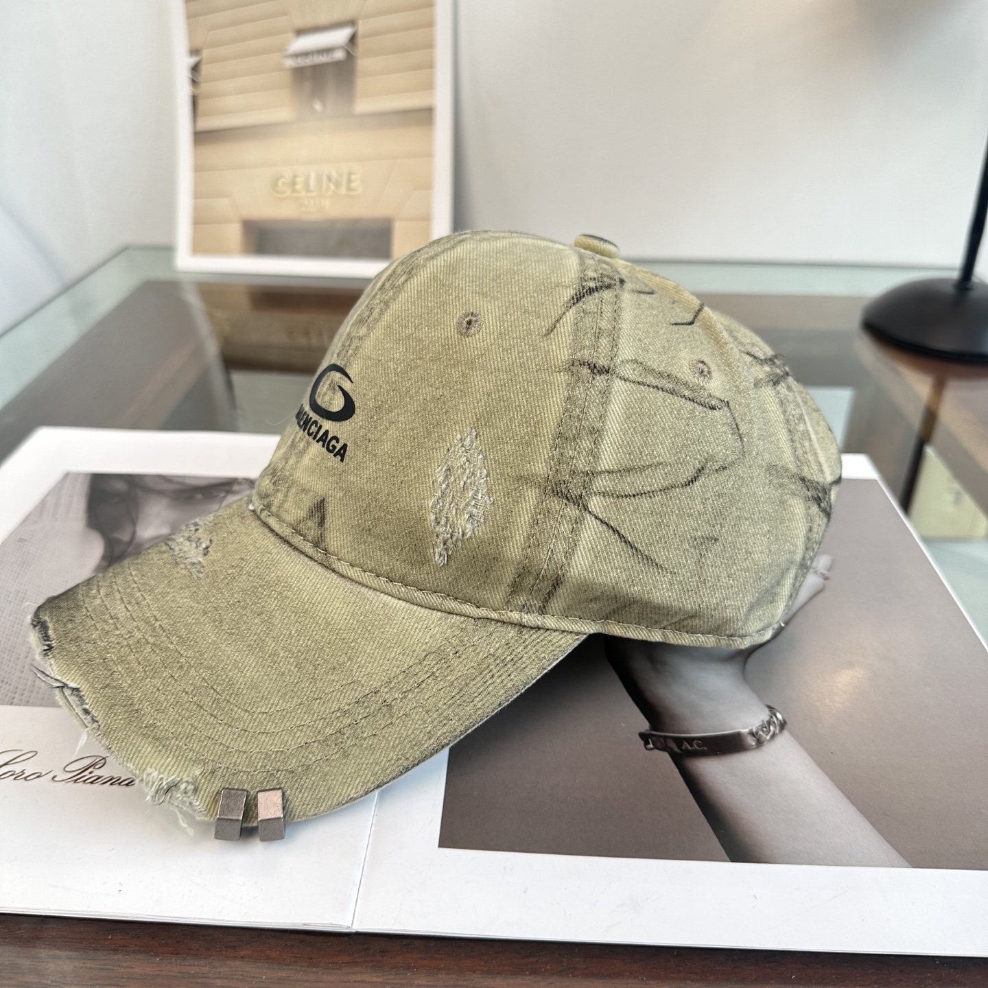 新品Balenciaga 巴黎世家字母新款棒球帽现货秒发🧢简约时尚超级无敌好看的帽子！情侣款！